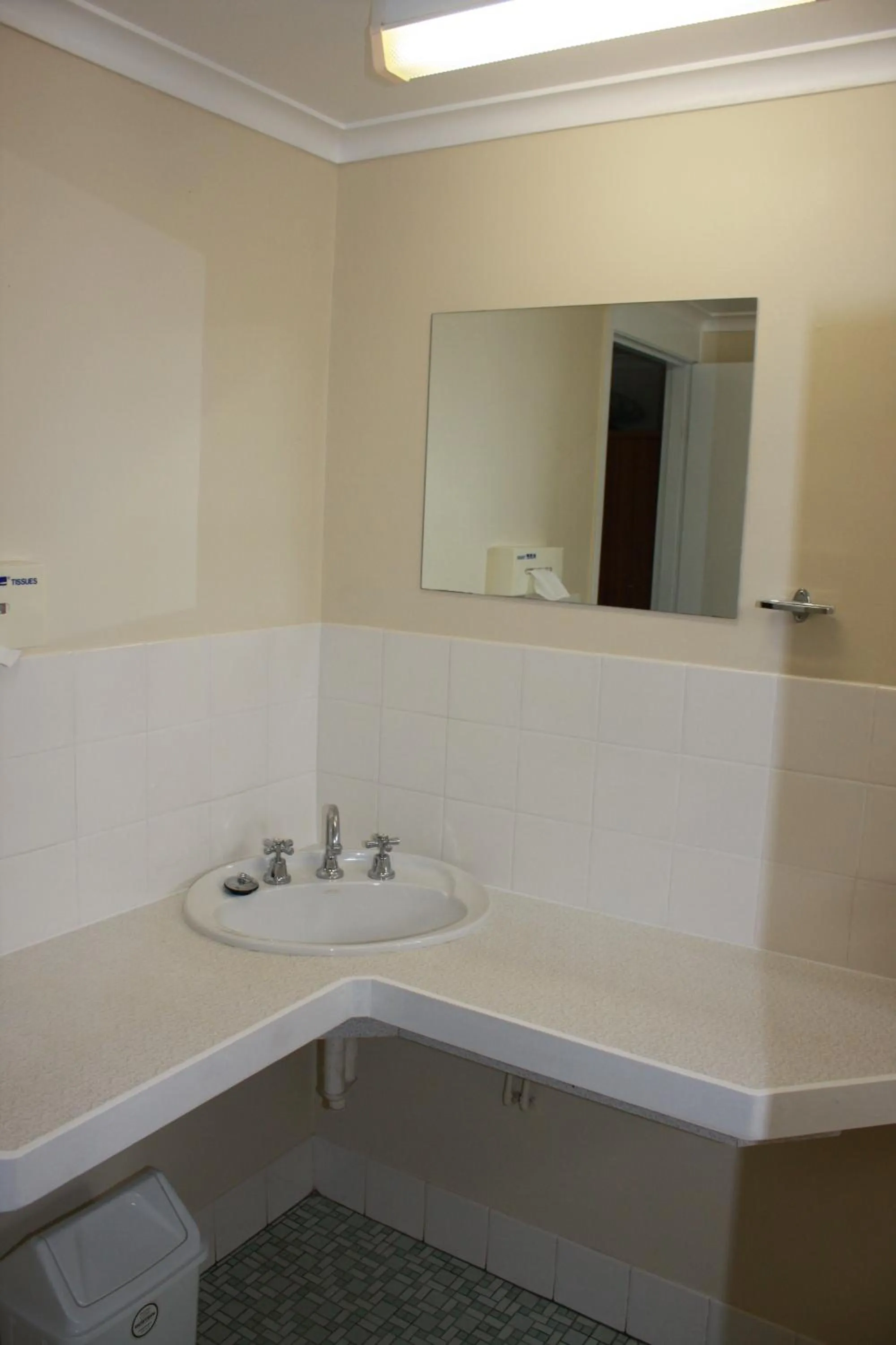 Bathroom in Opal Motel