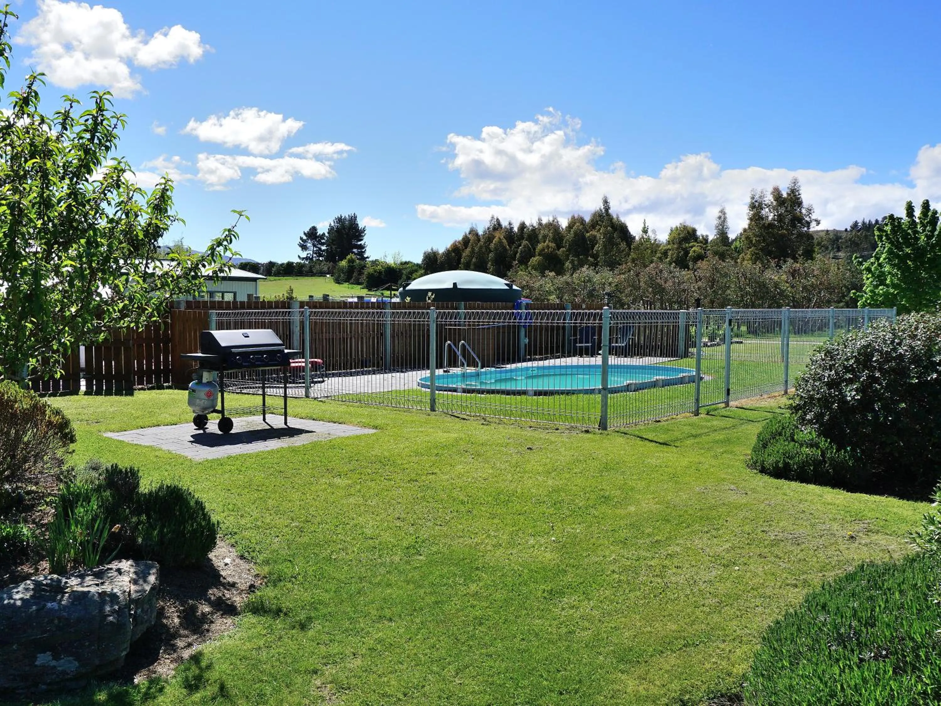 BBQ facilities in Central Chalets Ltd