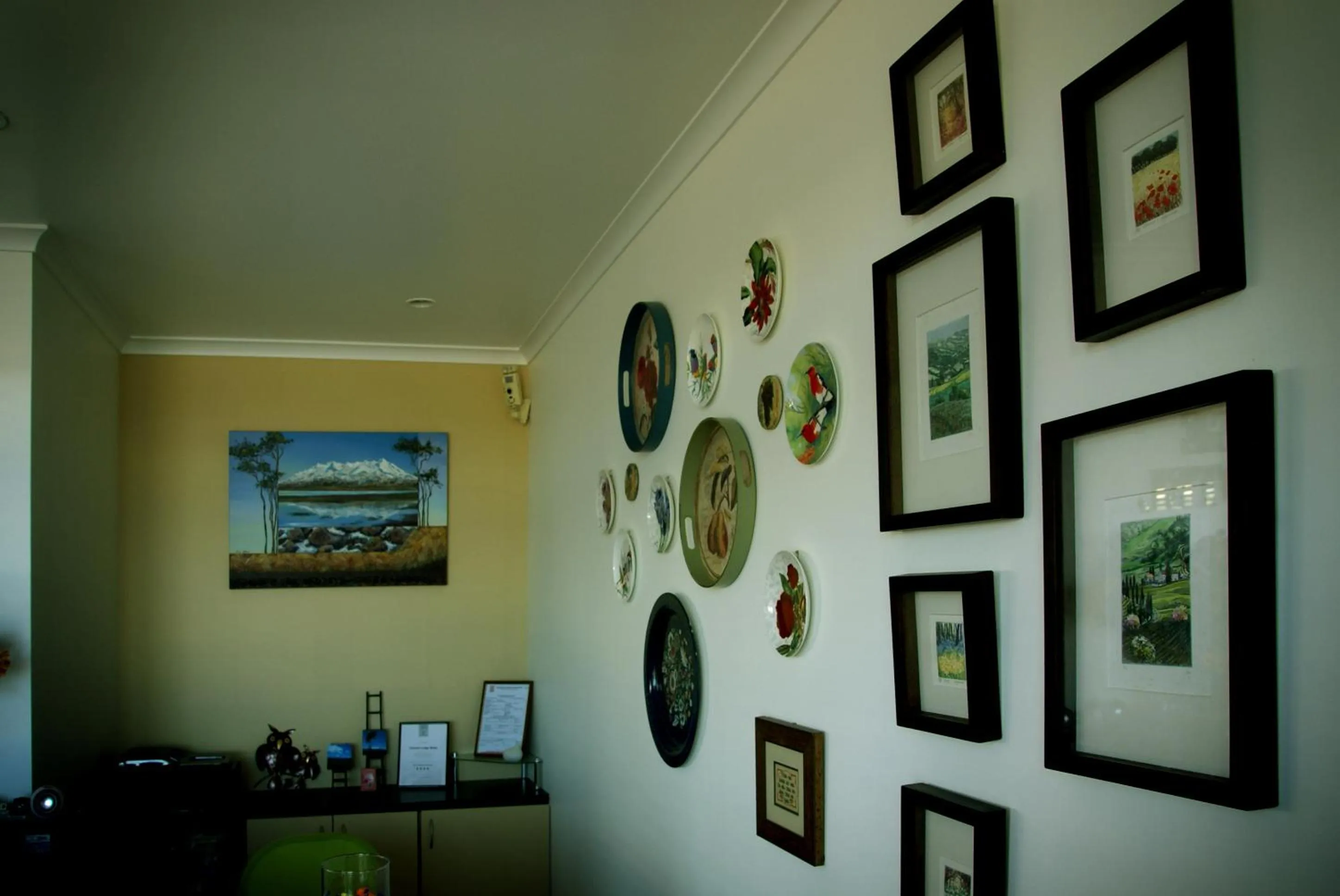 Lobby or reception in Colonial Lodge Motel