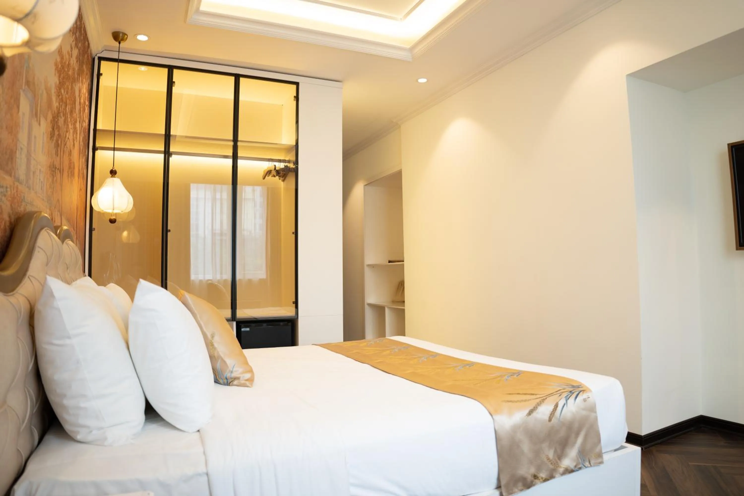 Bed in Mango Hotel - Ha Noi Railway station