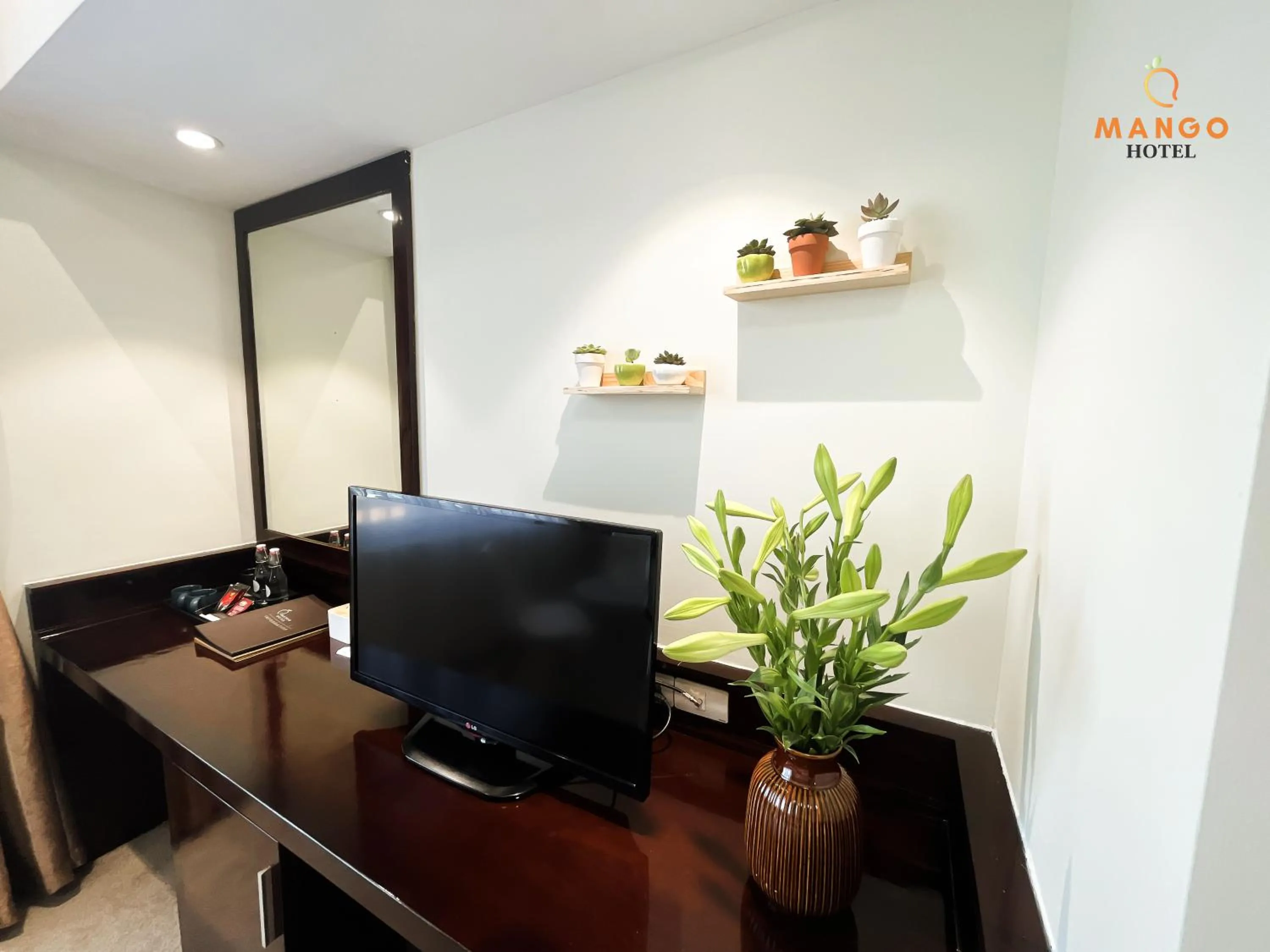 Mango Hotel - Ha Noi Railway station