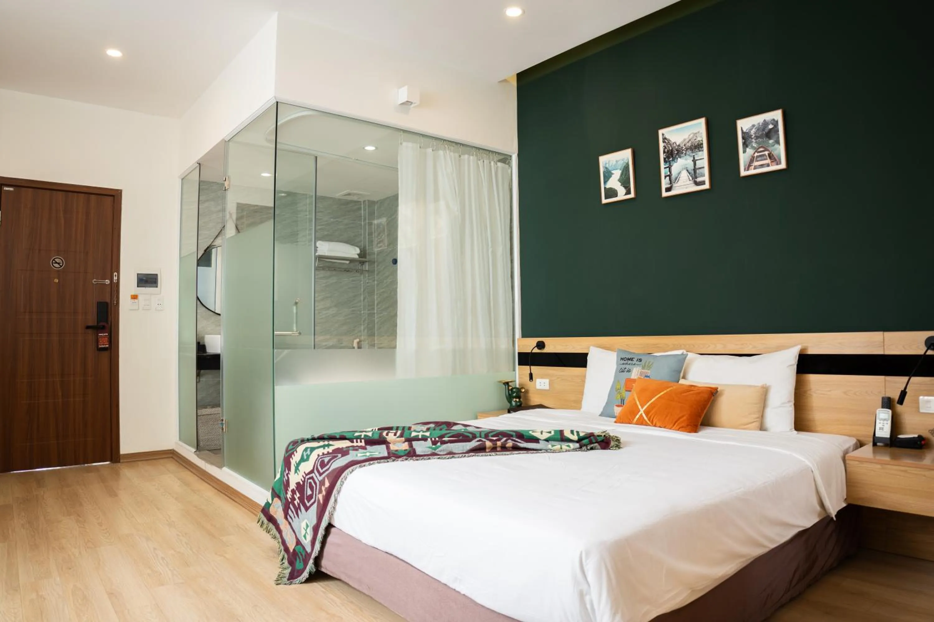 Bed in Mango Hotel - Ha Noi Railway station