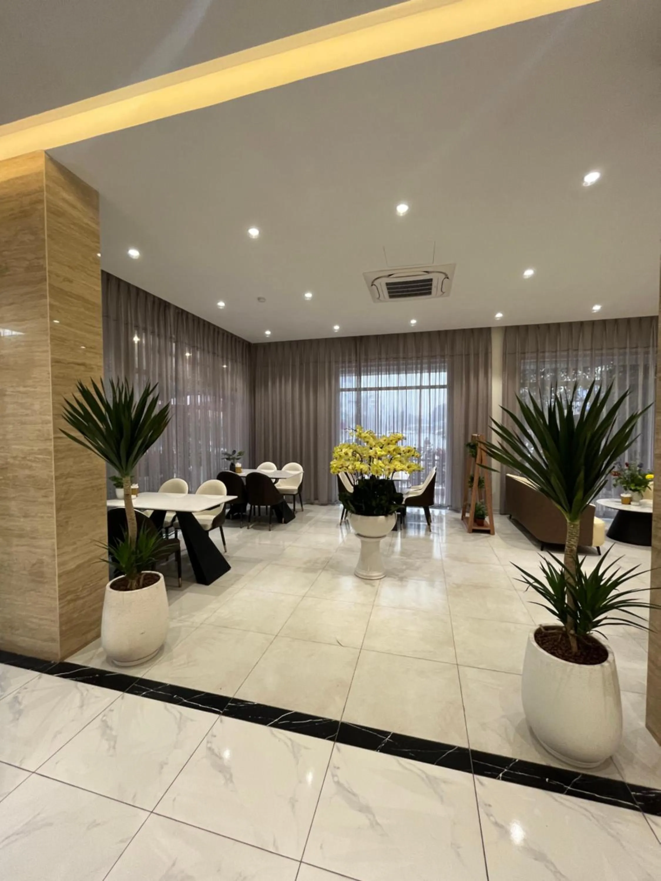 Mango Hotel - Ha Noi Railway station