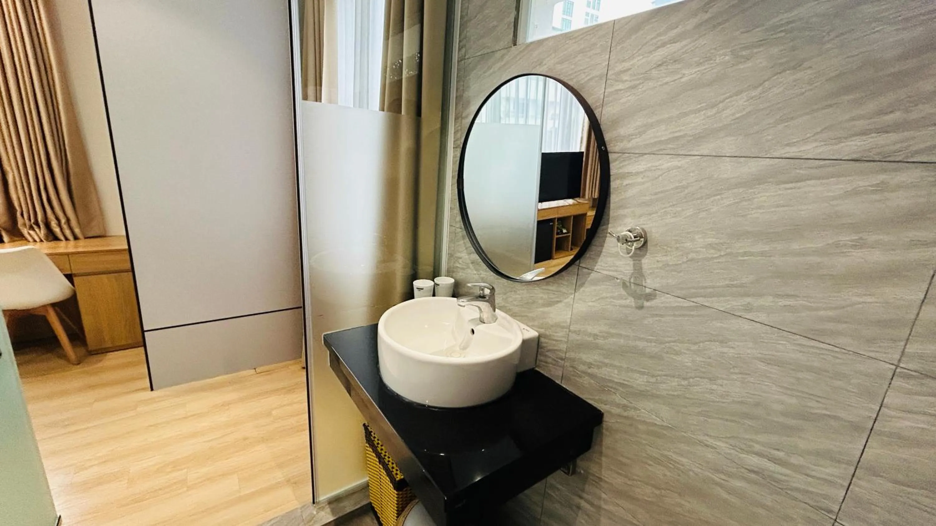 Mango Hotel - Ha Noi Railway station