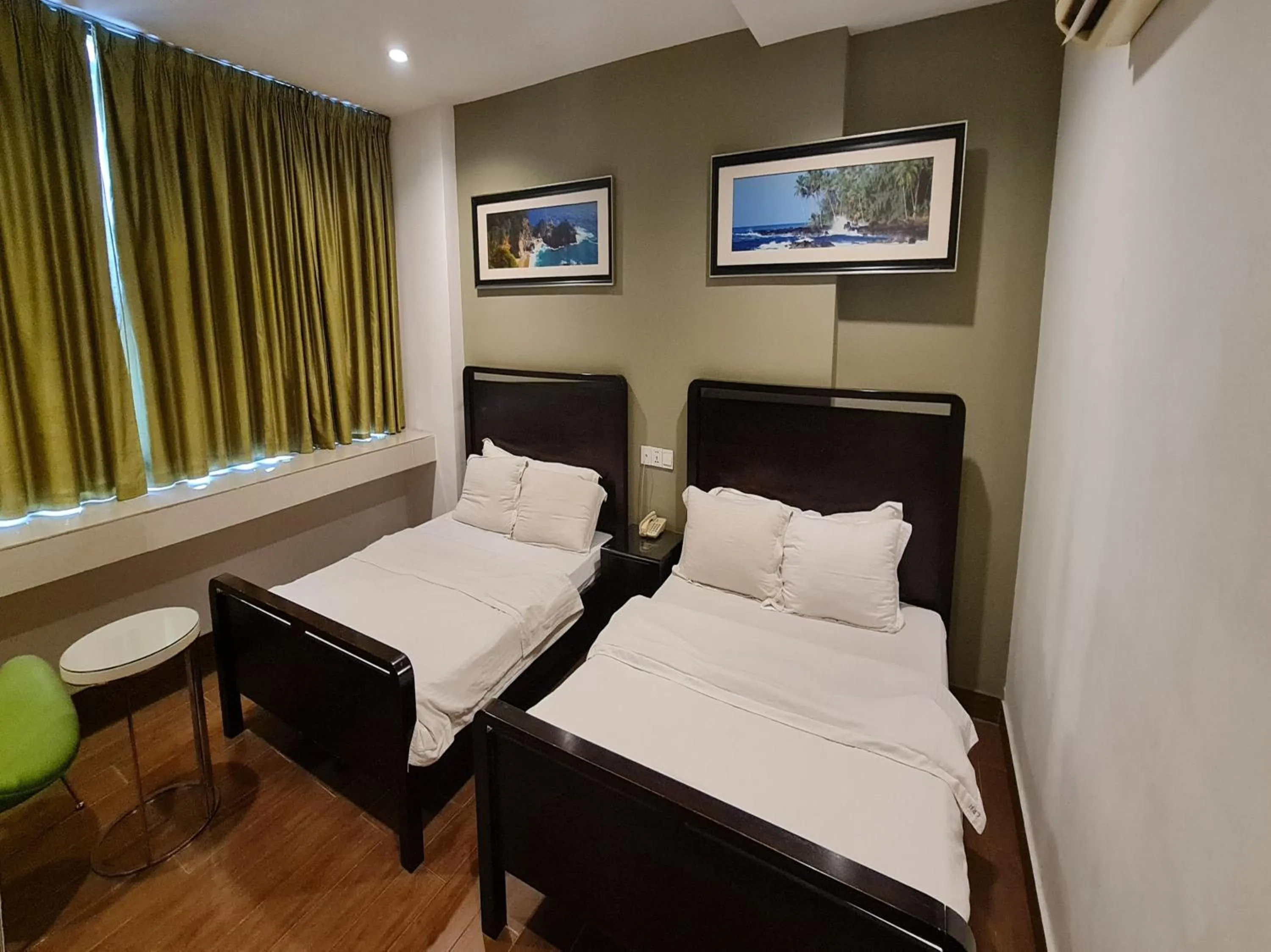 Bedroom, Bed in Hotel O Crossroads Hotel