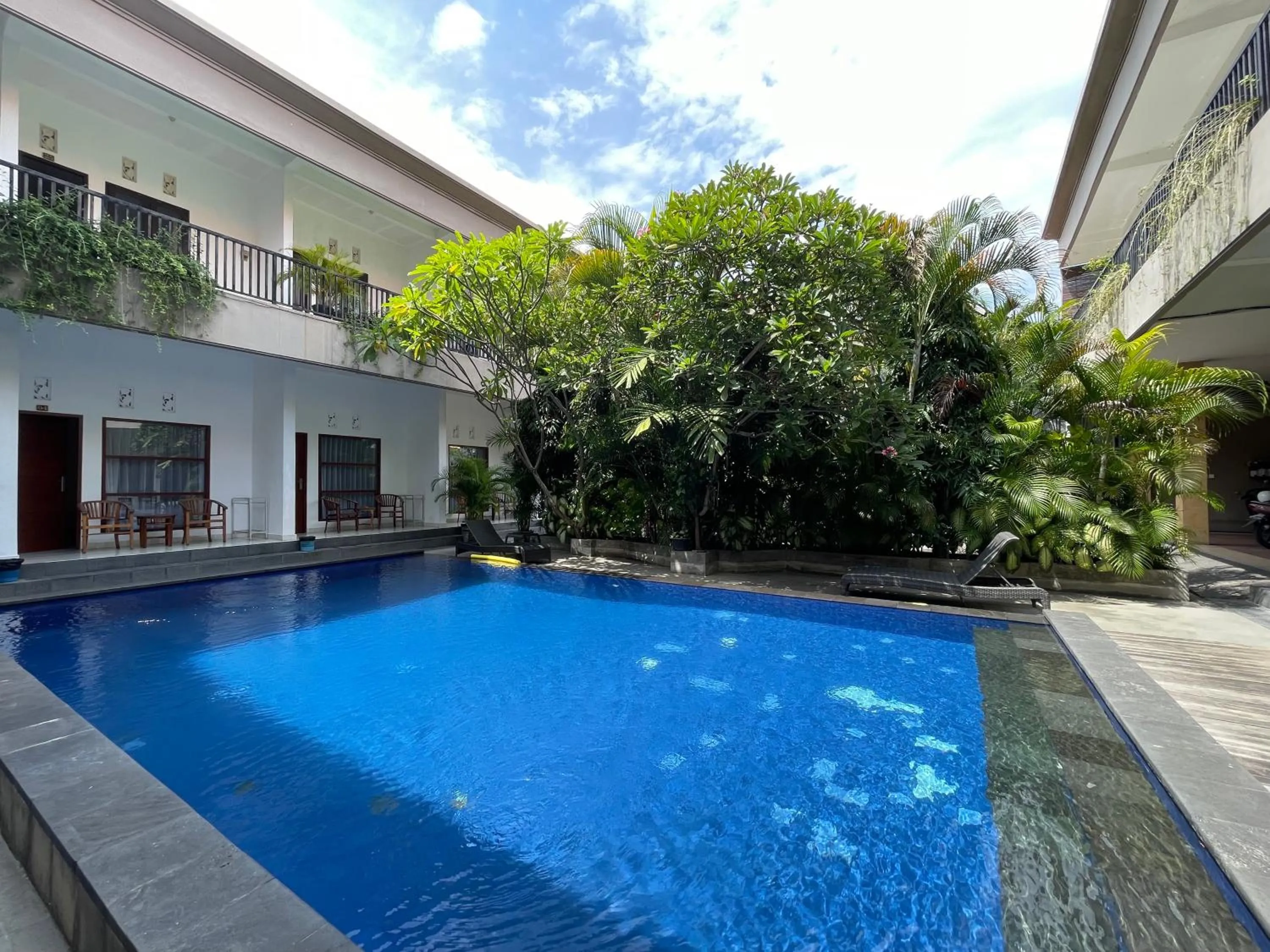 Property building in Seminyak Point Guest House