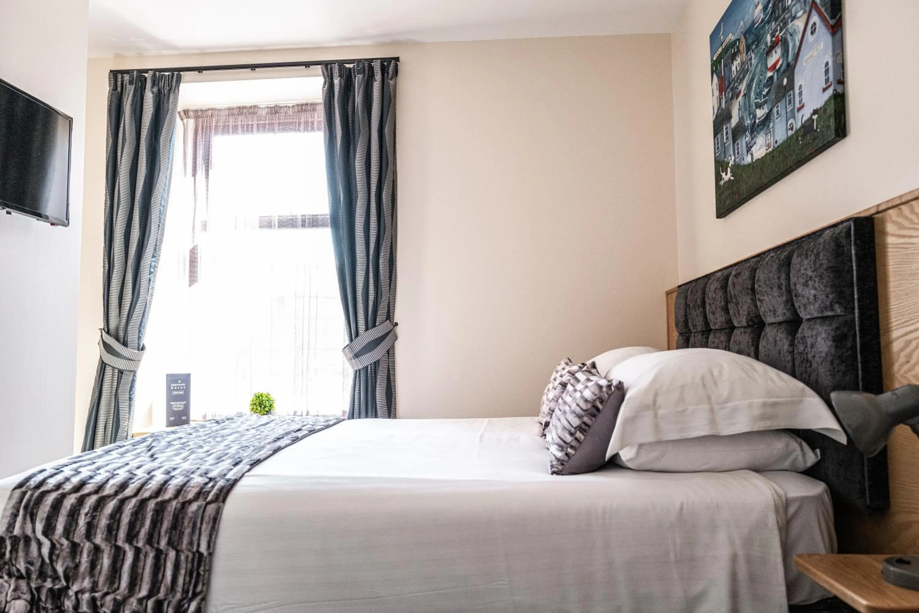 Bed in Seaview Hotel