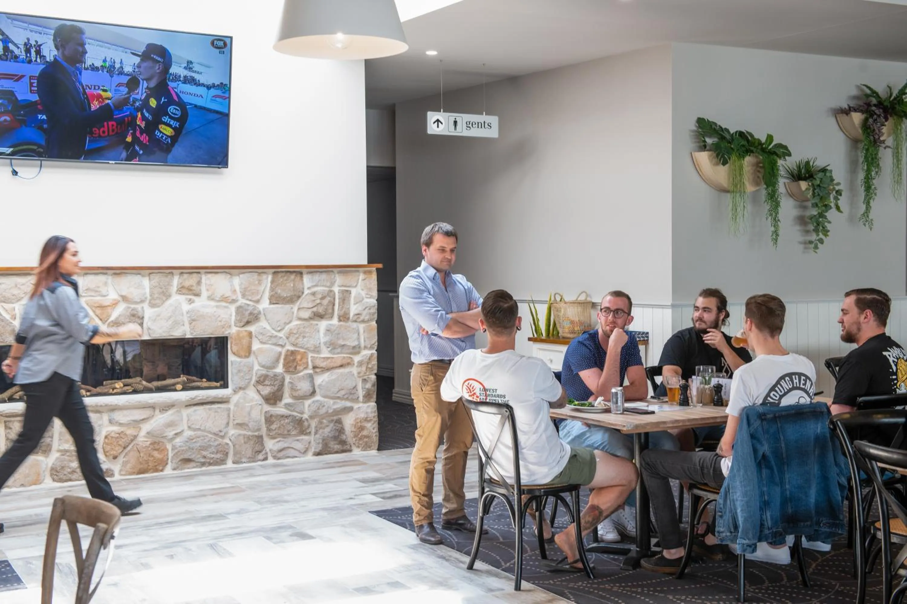 Restaurant/places to eat in The Ophir Hotel