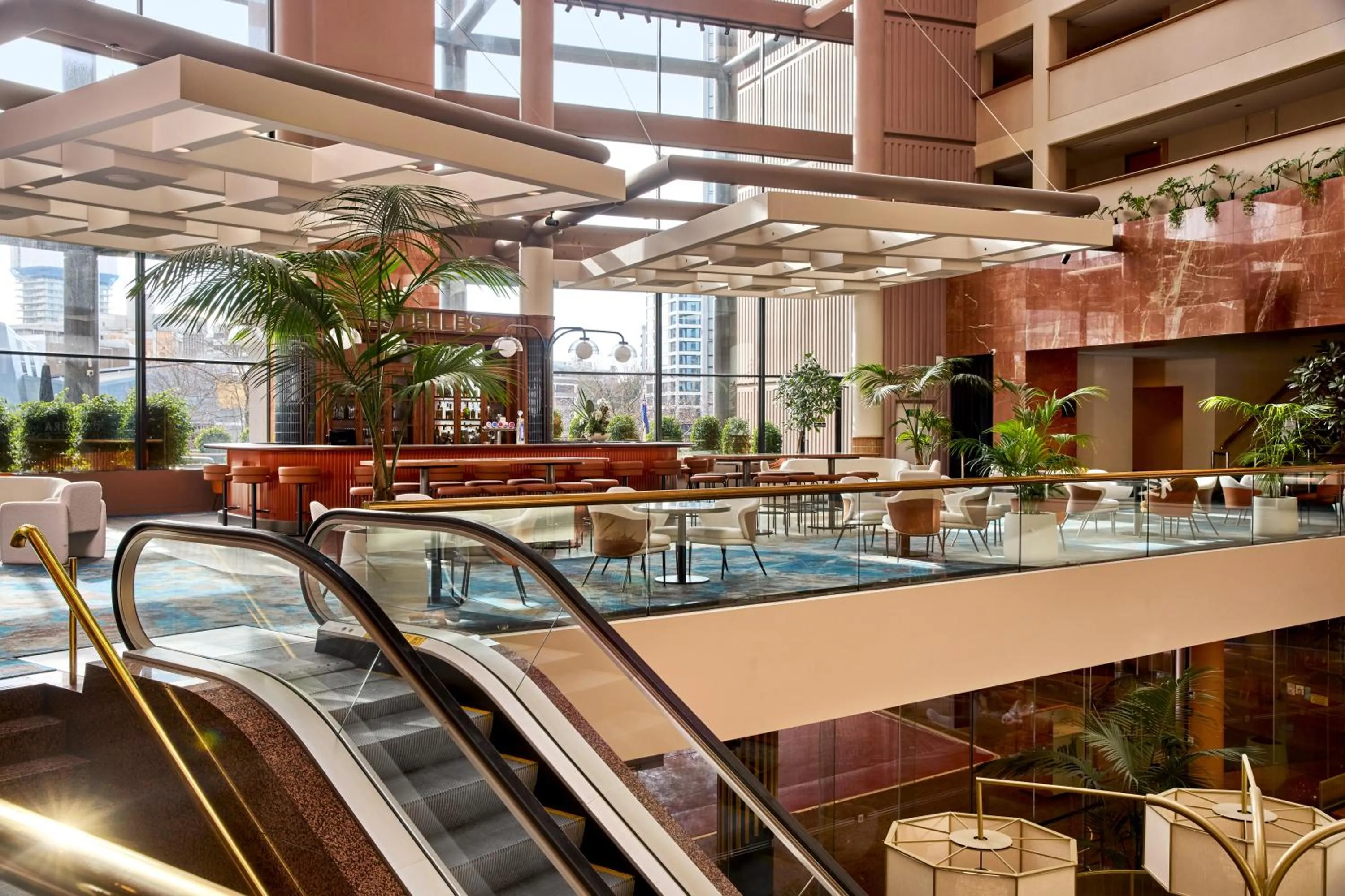 Lounge or bar in Grand Millennium Auckland