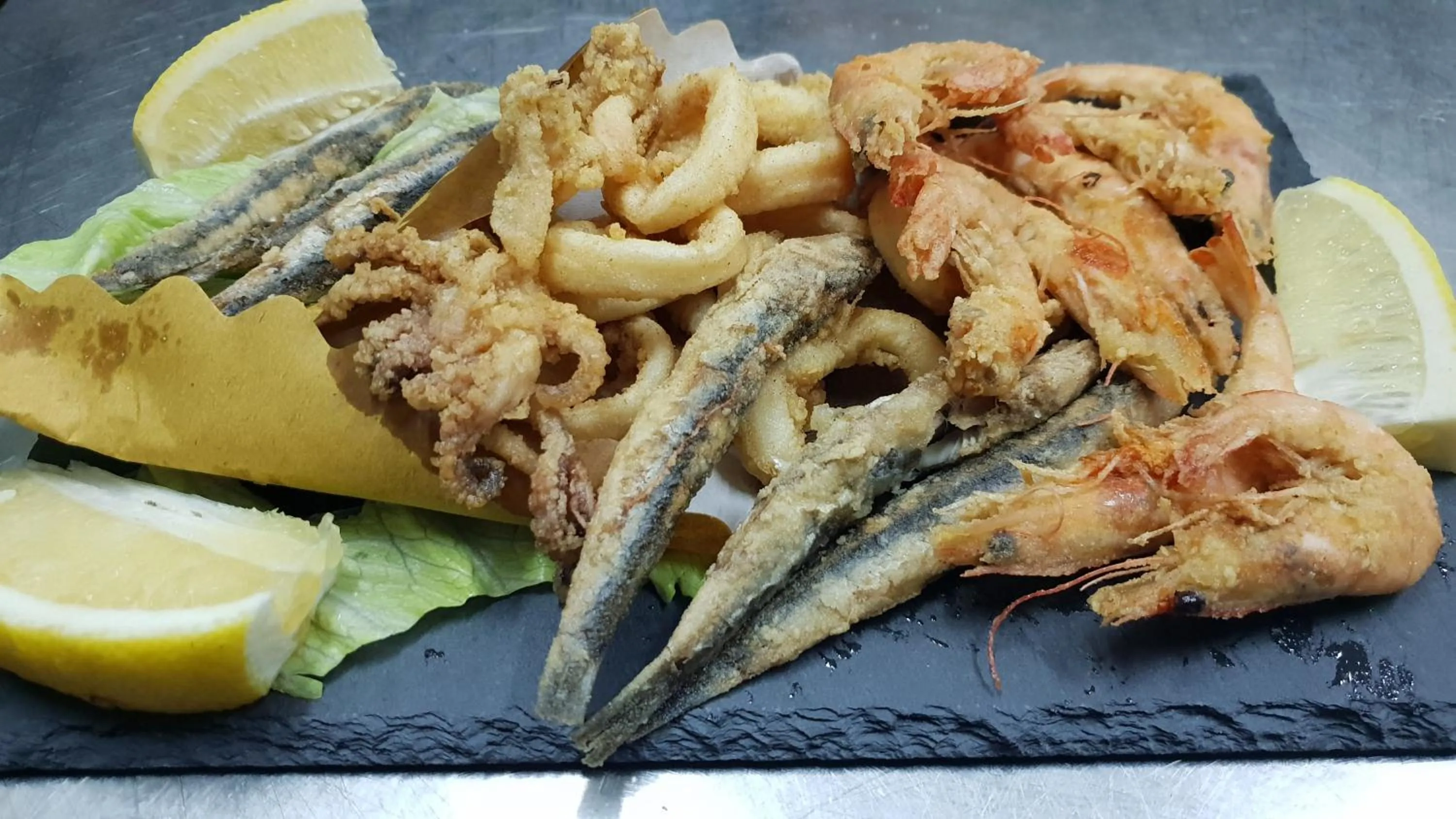 Restaurant/places to eat in Pomodoro Bed