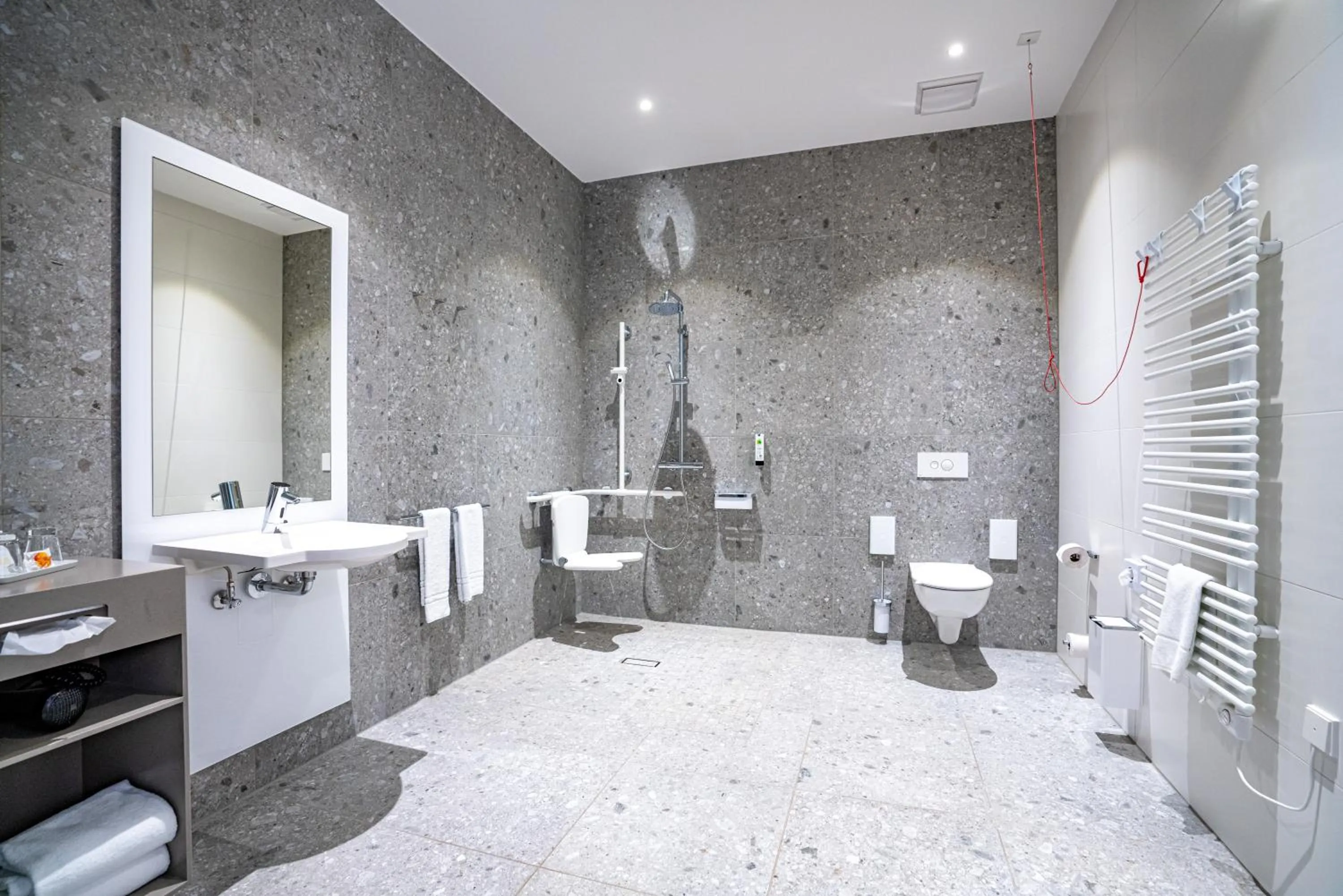 Bathroom in Hotel an der Therme Bad Sulza