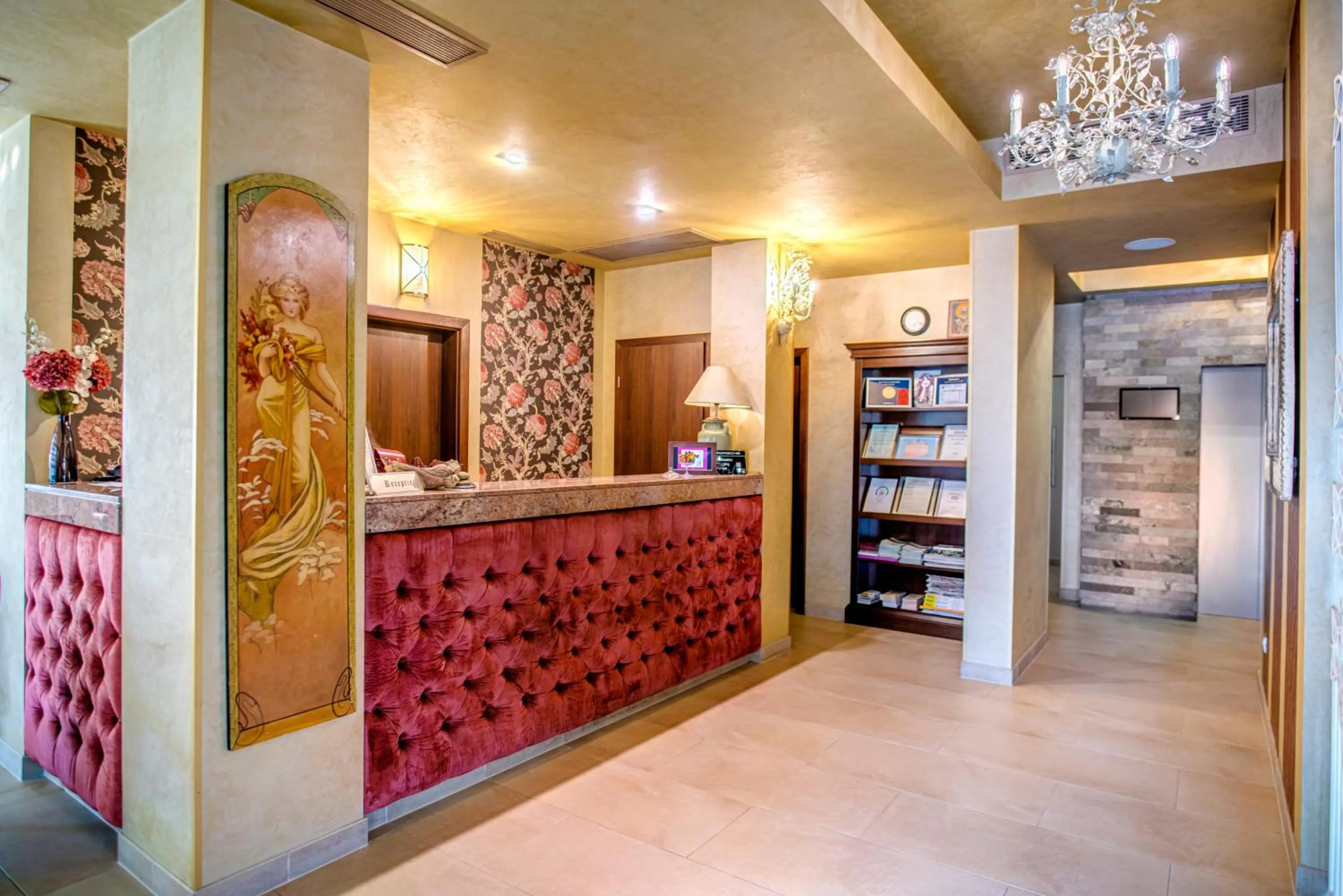 Lobby or reception in Simfonia Boutique Hotel