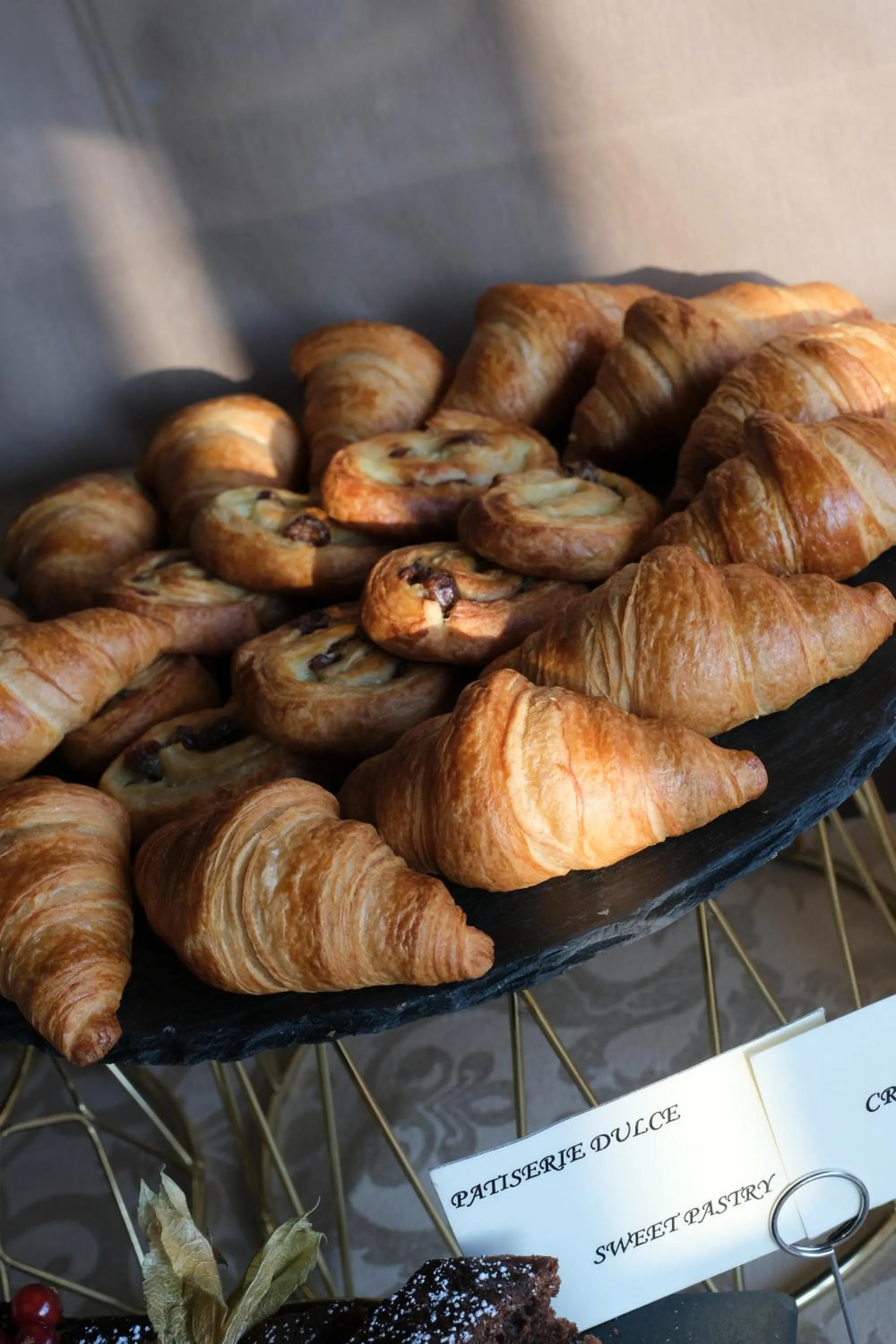 Buffet breakfast in Simfonia Boutique Hotel