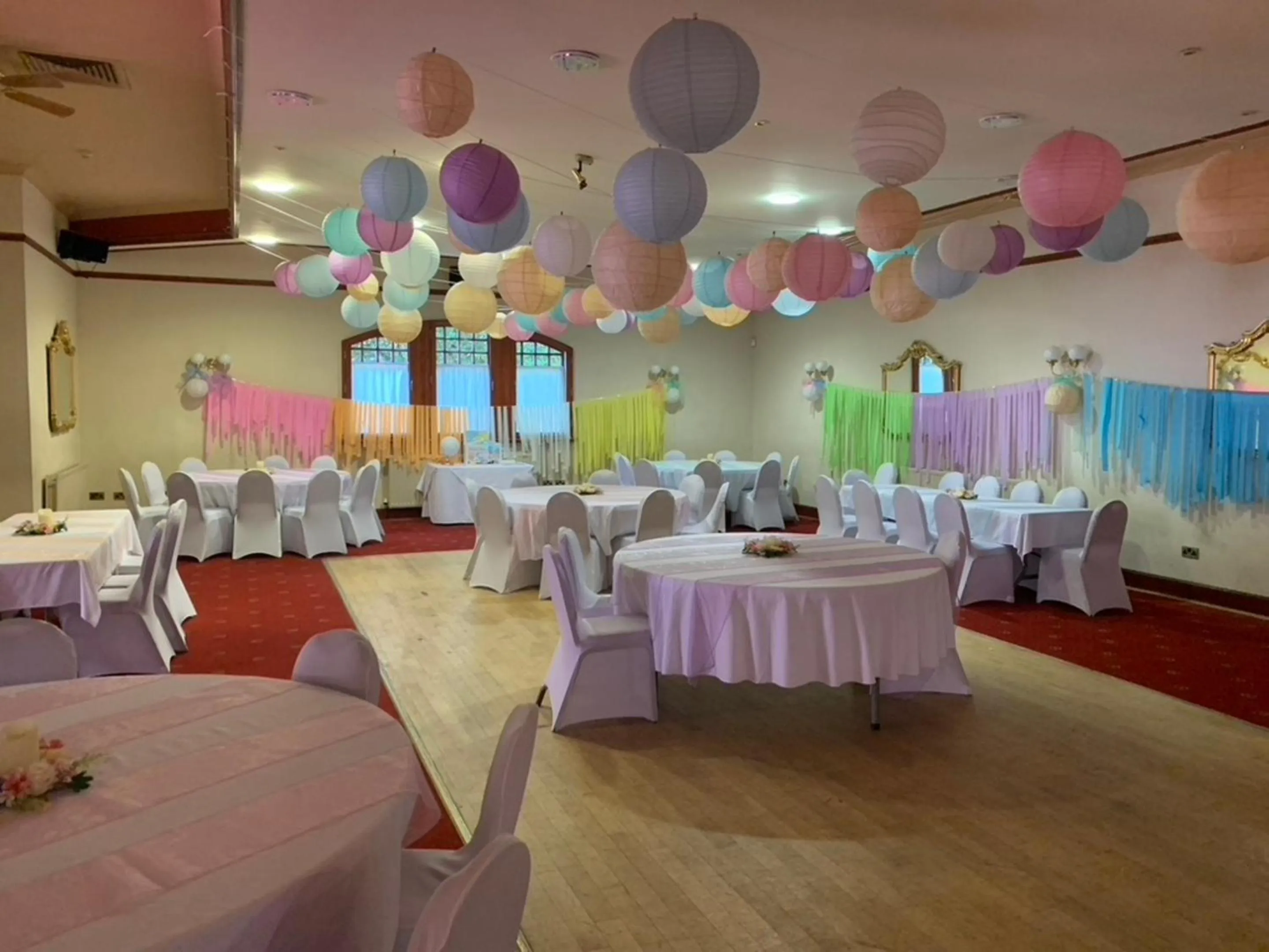 Banquet/Function facilities in OYO Dunmar House Hotel