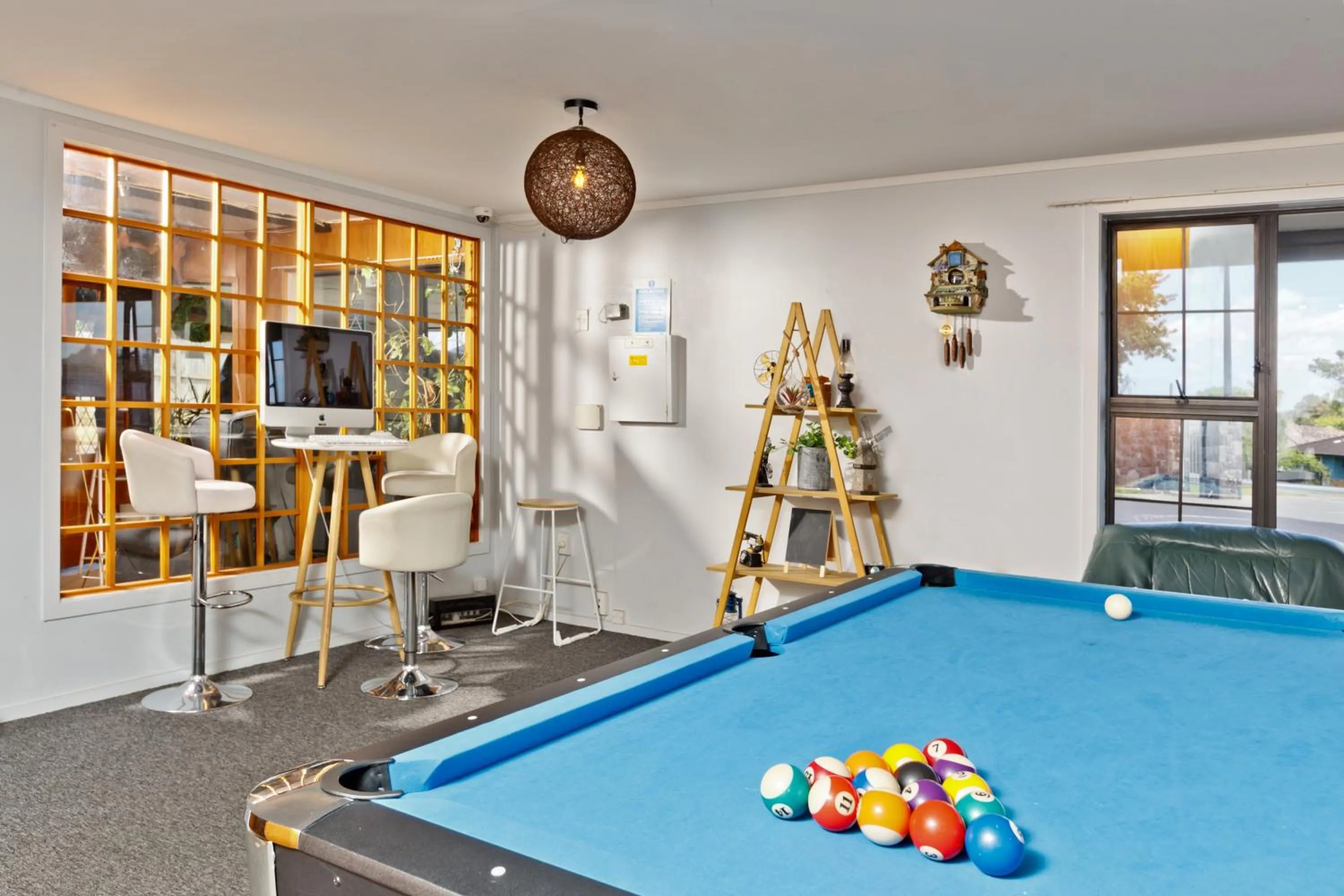 Oakwood Manor Motor Lodge