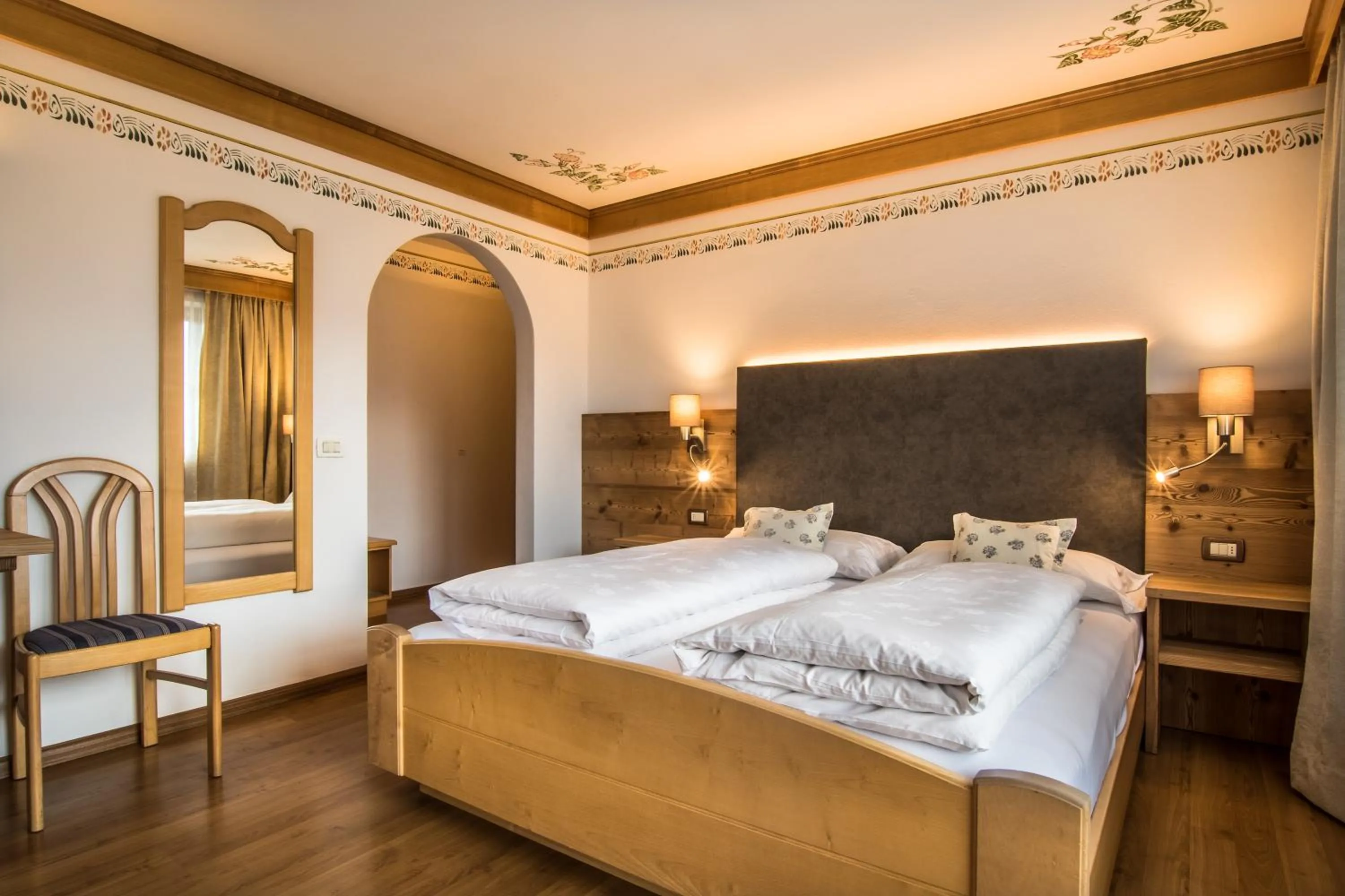 Photo of the whole room, Bed in Ciasa Montanara