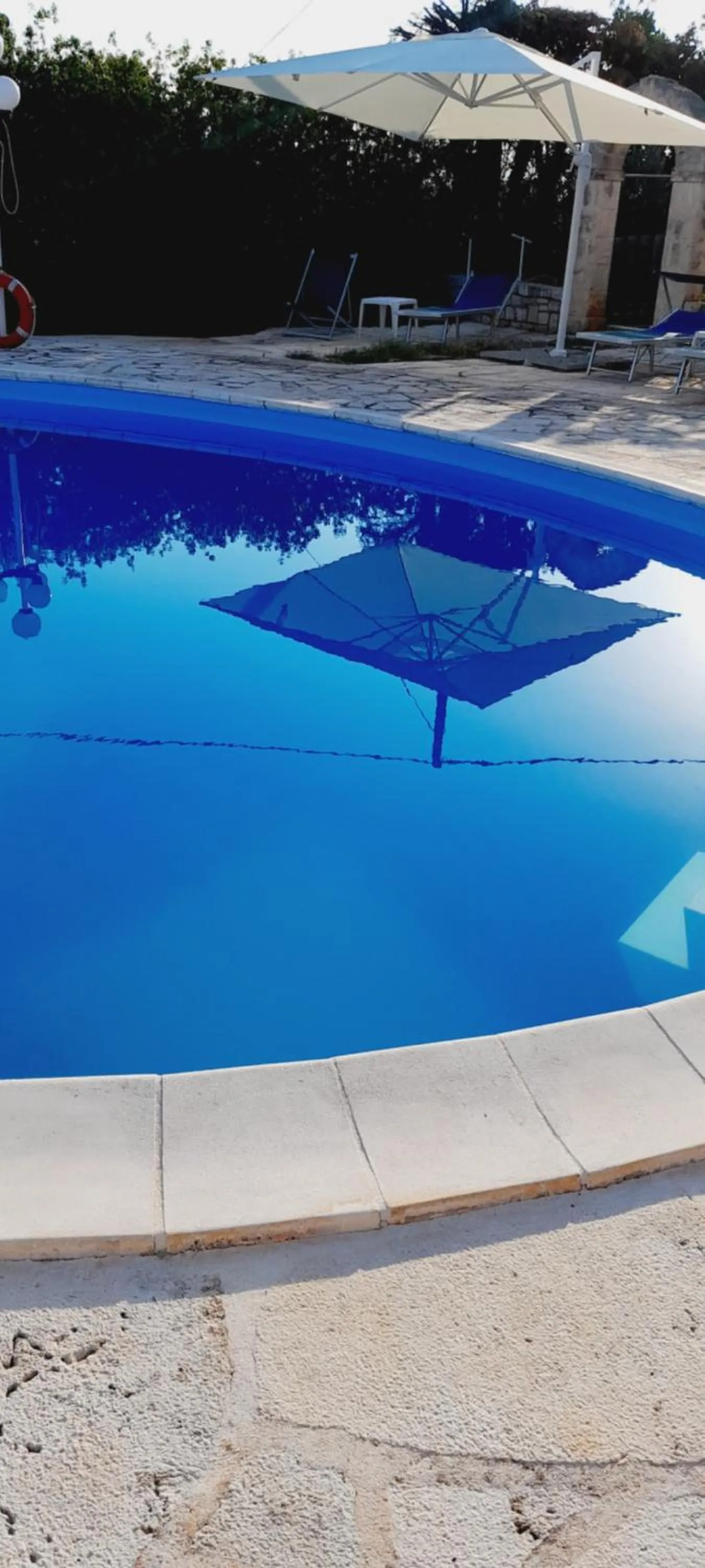 Swimming pool in B&B Stars and Stripes