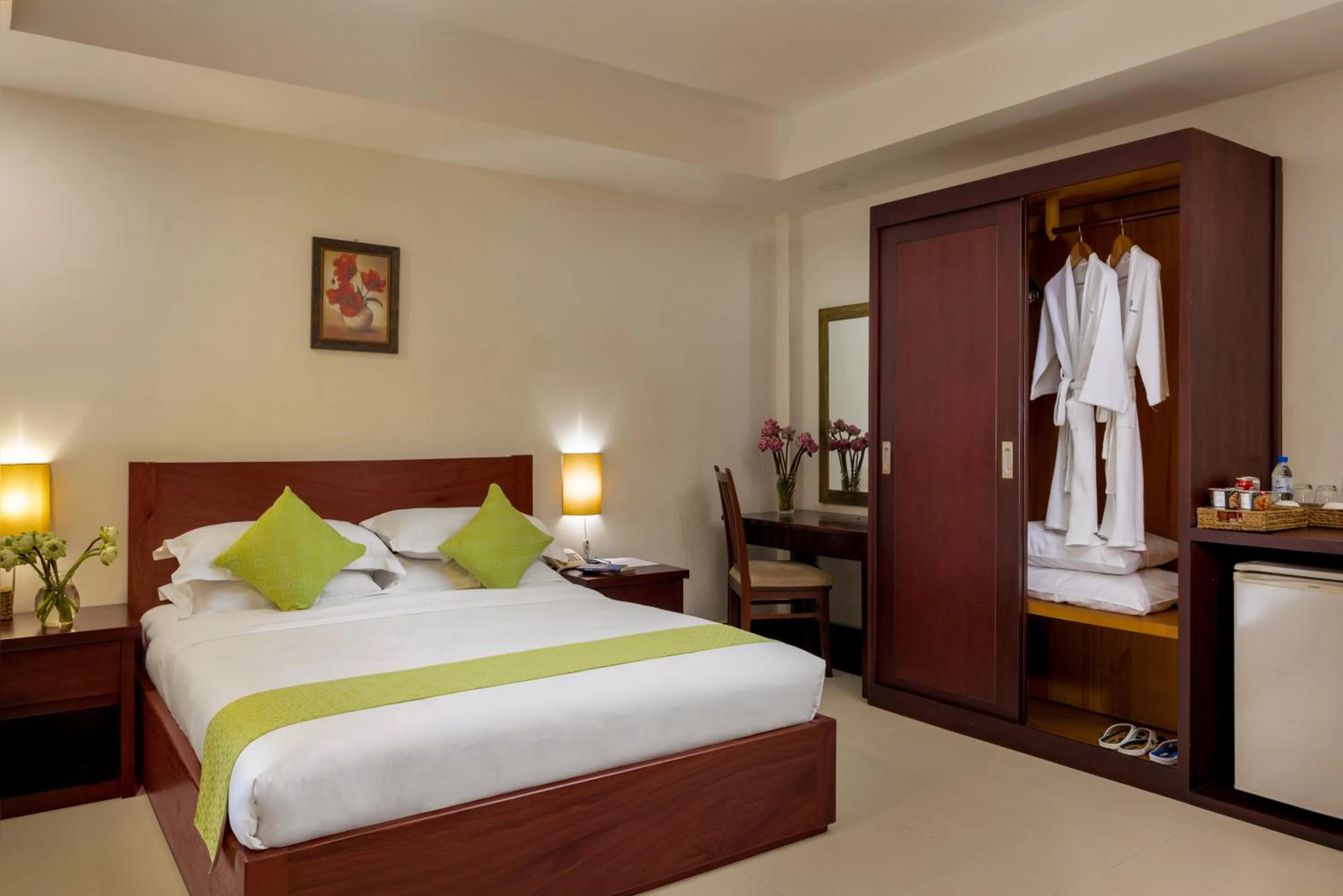 Bed in Skyline Boutique Hotel