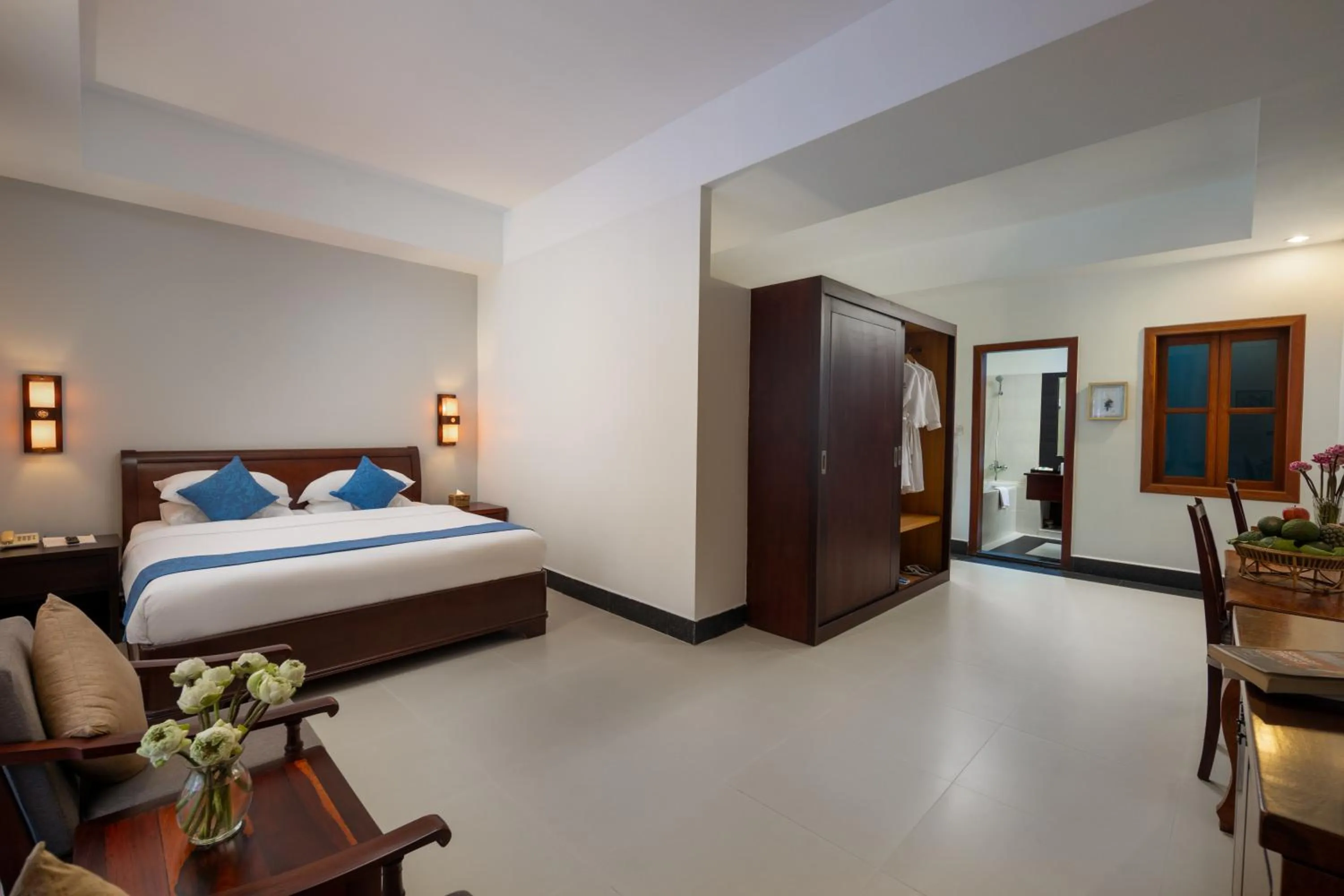 Bedroom, Bed in Skyline Boutique Hotel