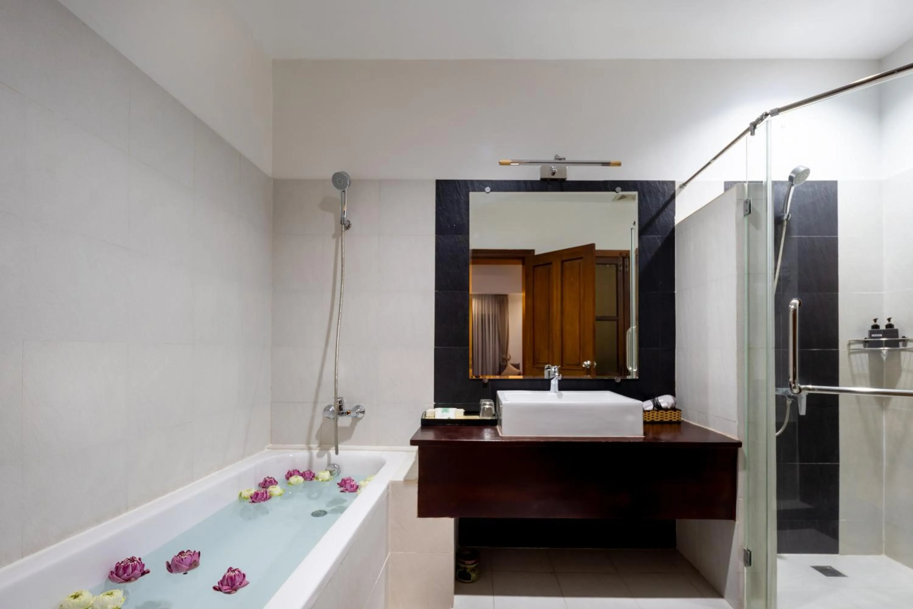 Bathroom in Skyline Boutique Hotel