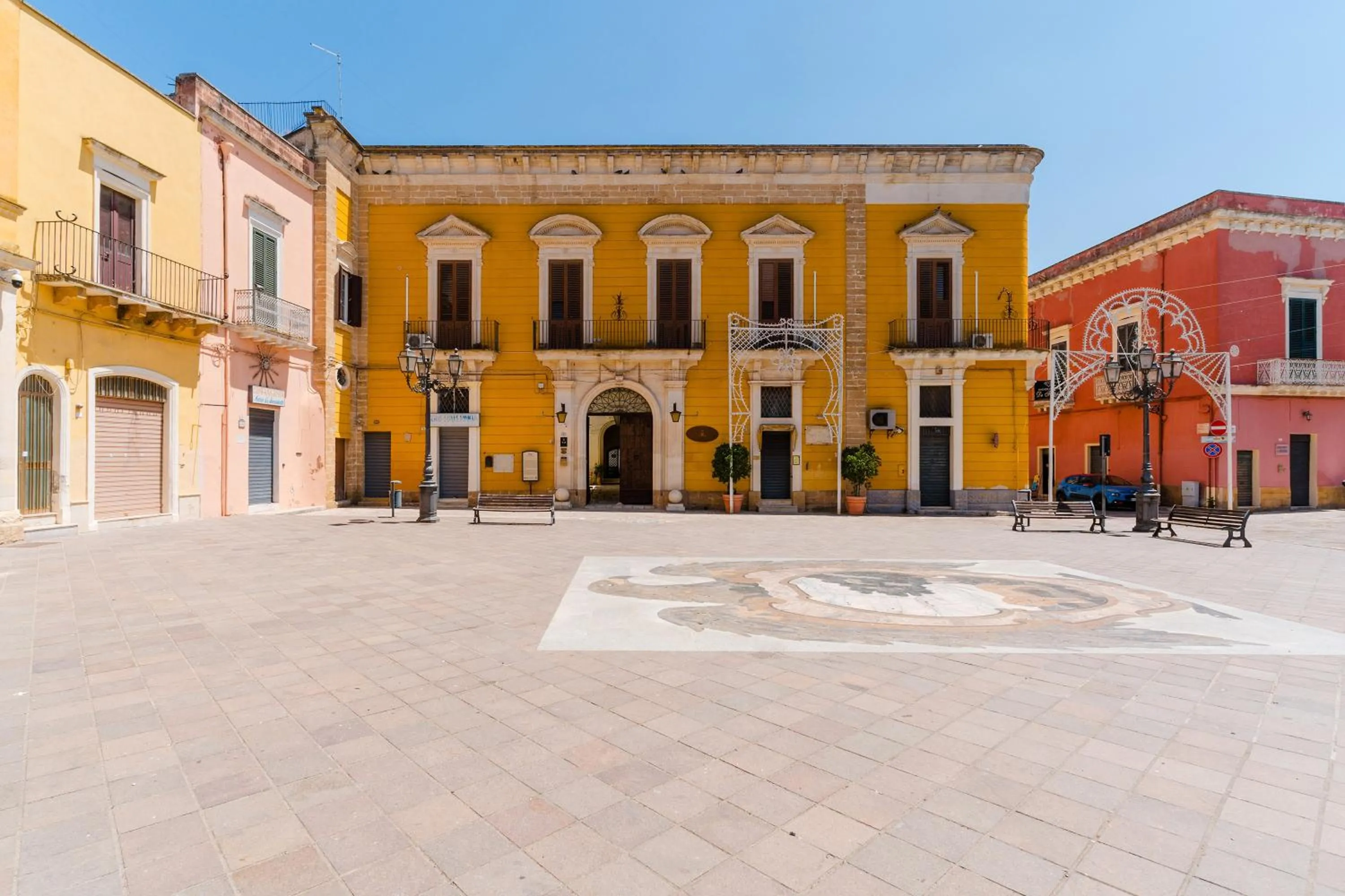Property building in Palazzo De Castro