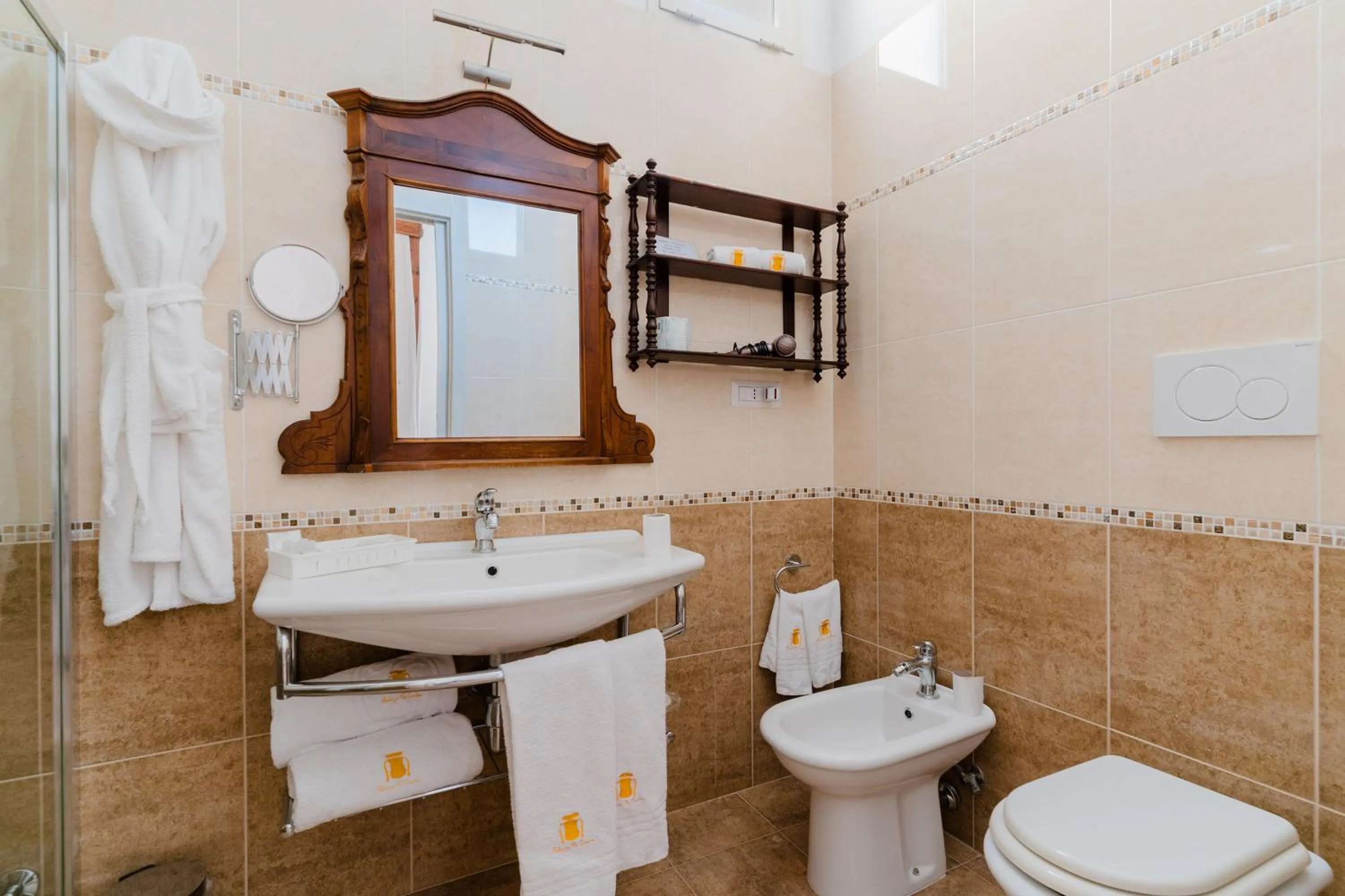 Bathroom in Palazzo De Castro