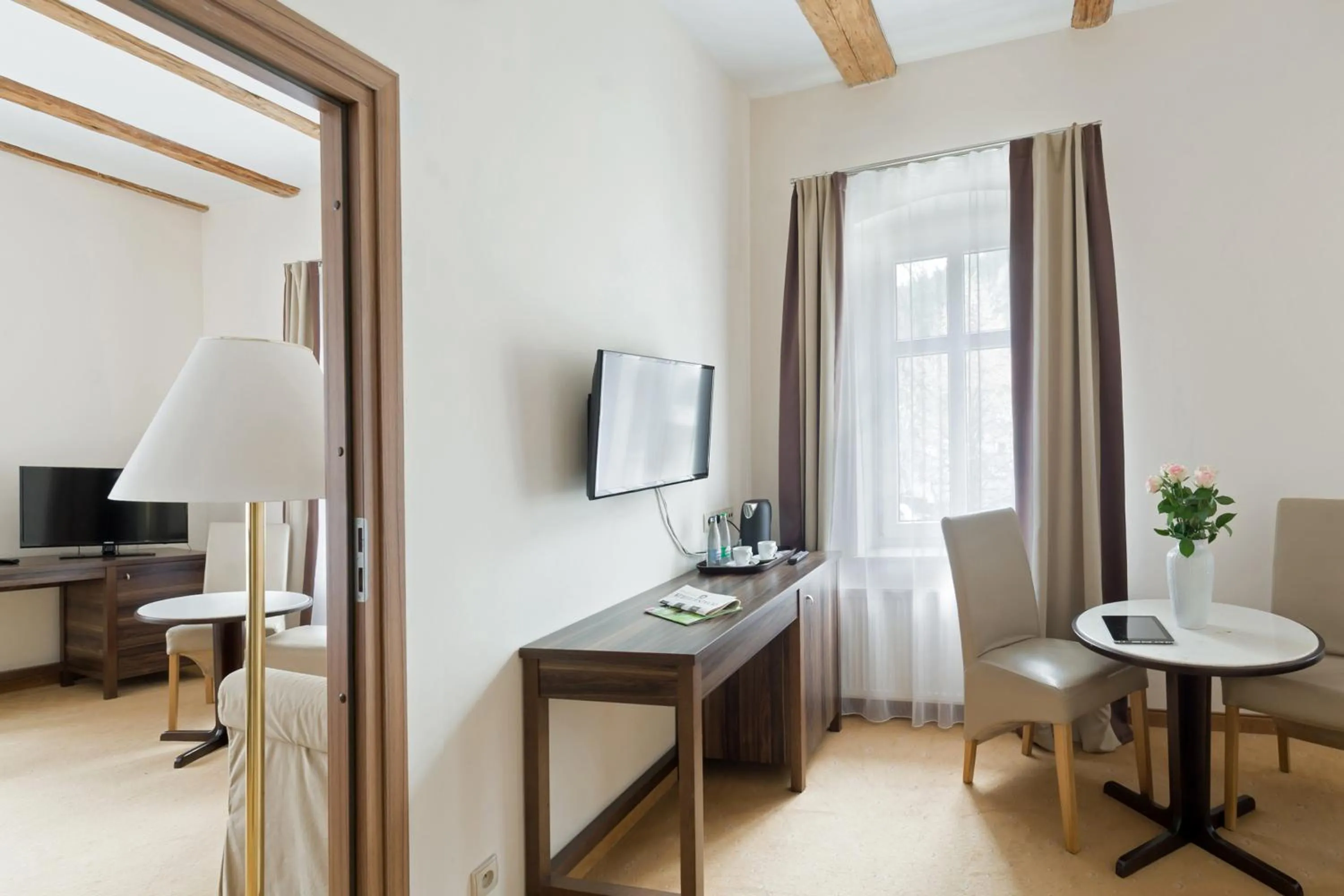 Coffee/tea facilities in Impresja Art Resort