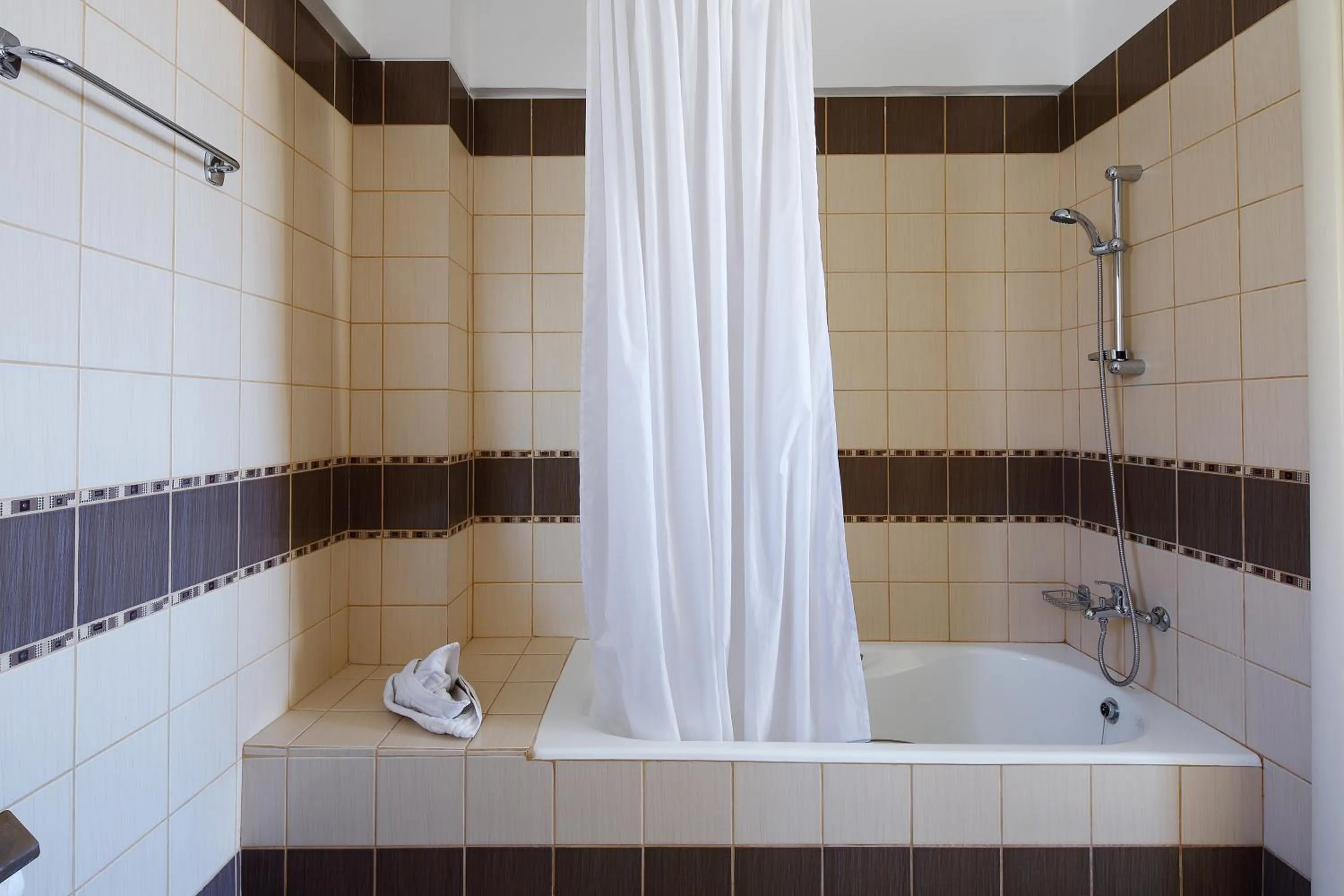 Bathroom in Club St. George