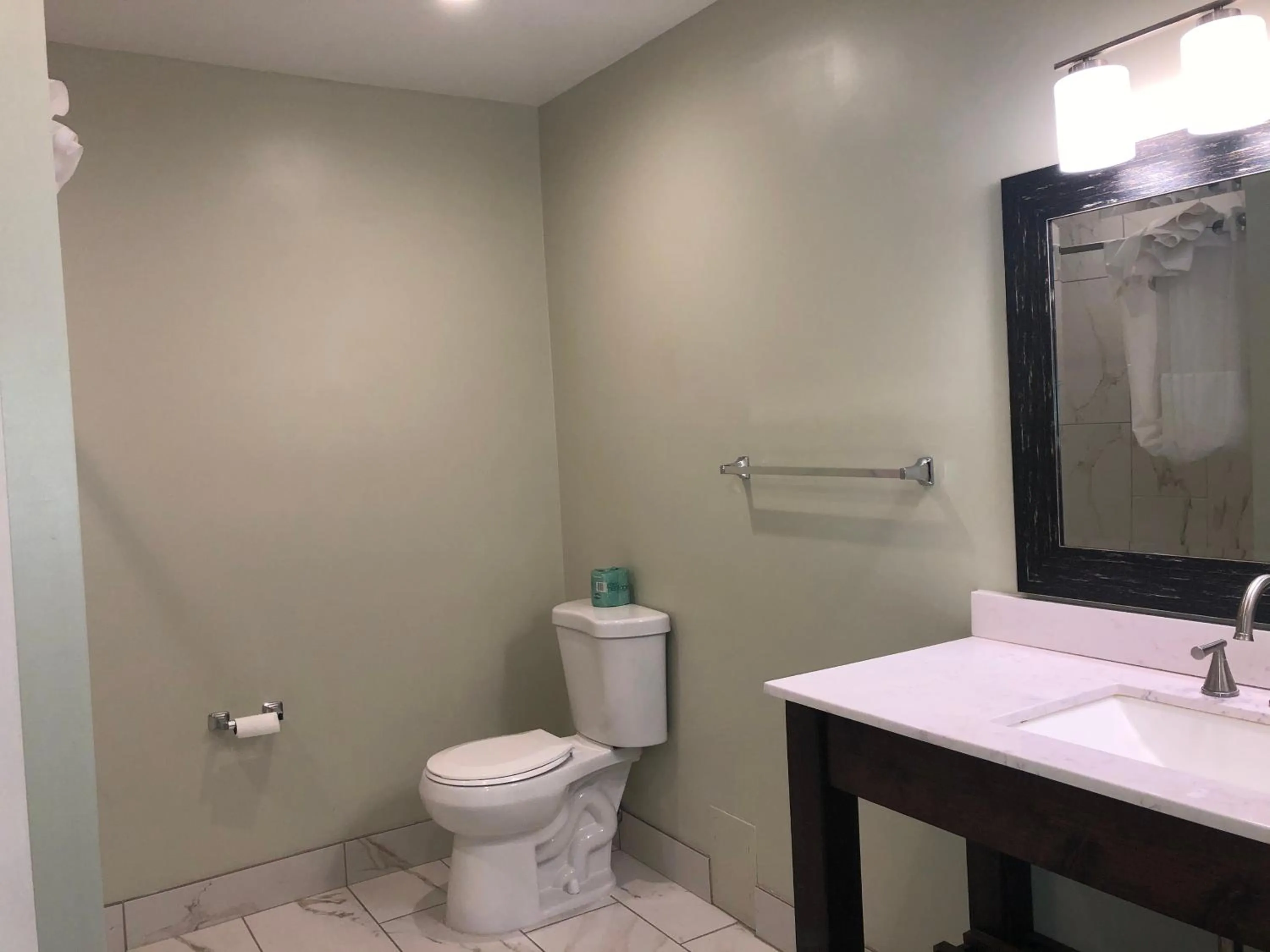 Bathroom in Hotel Elevation