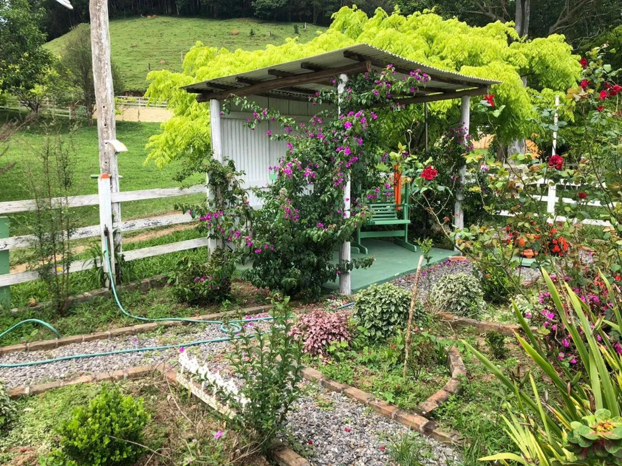 Property building in Fazenda Chico Pereira