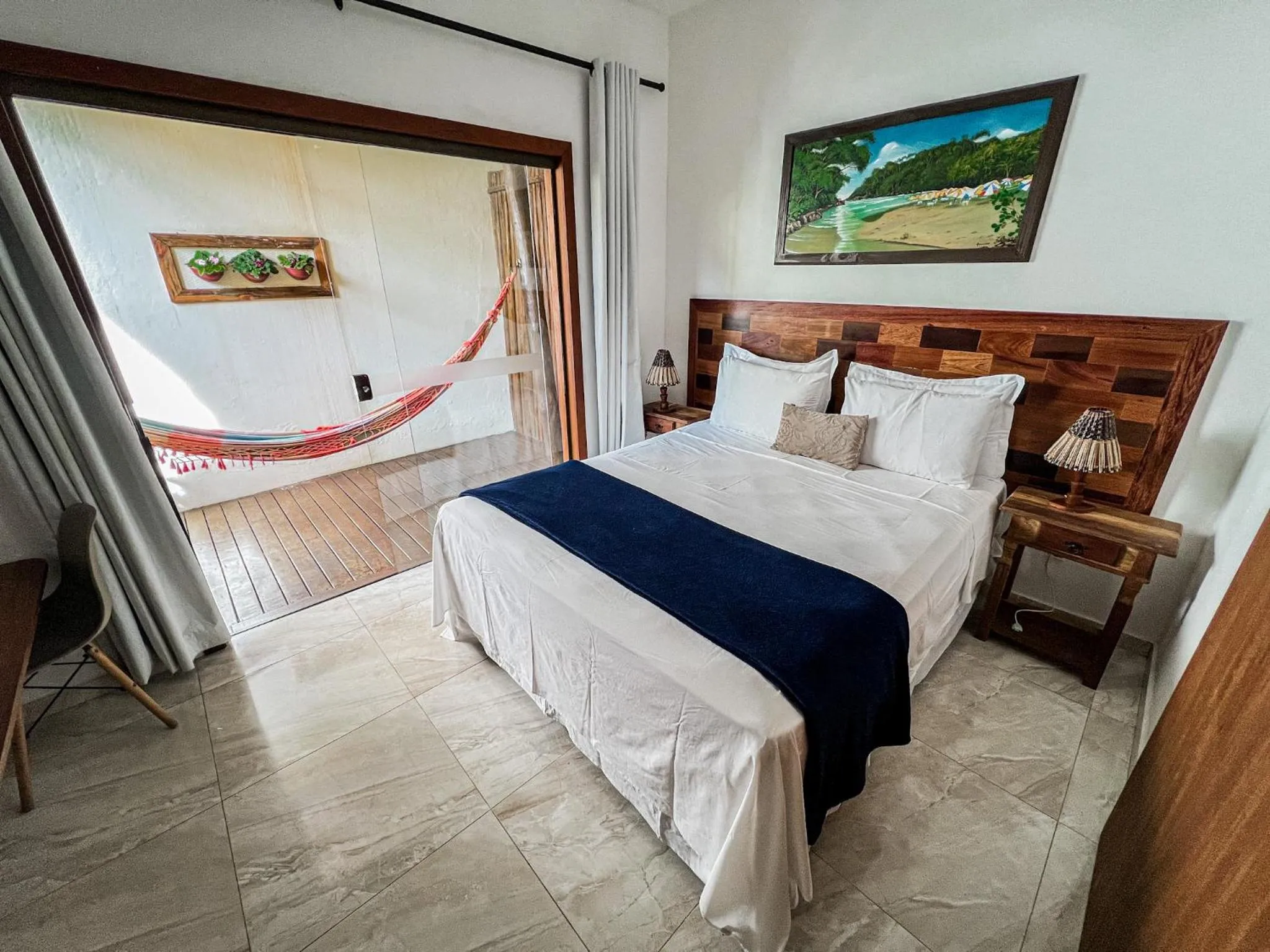 Photo of the whole room, Bed in Conchas do Mar Residence