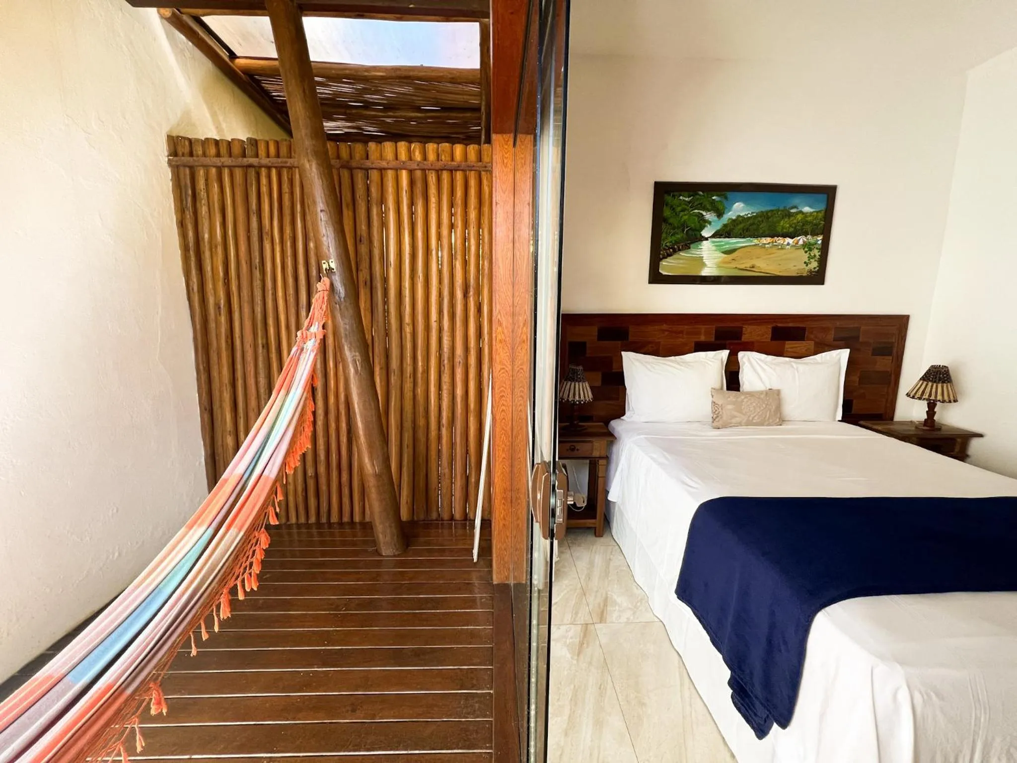 Patio, Bed in Conchas do Mar Residence