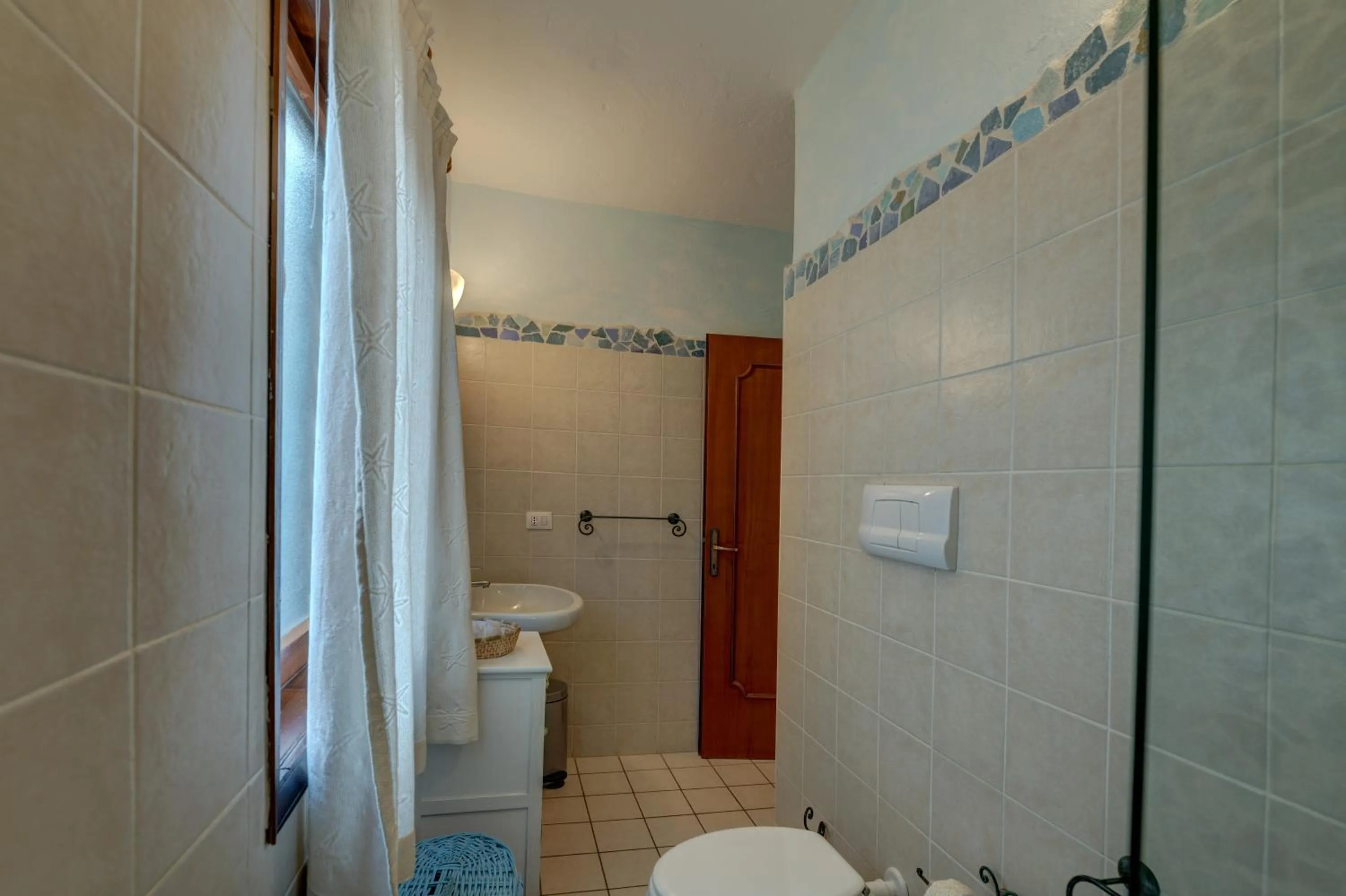 Bathroom in Baia de Bahas Residence