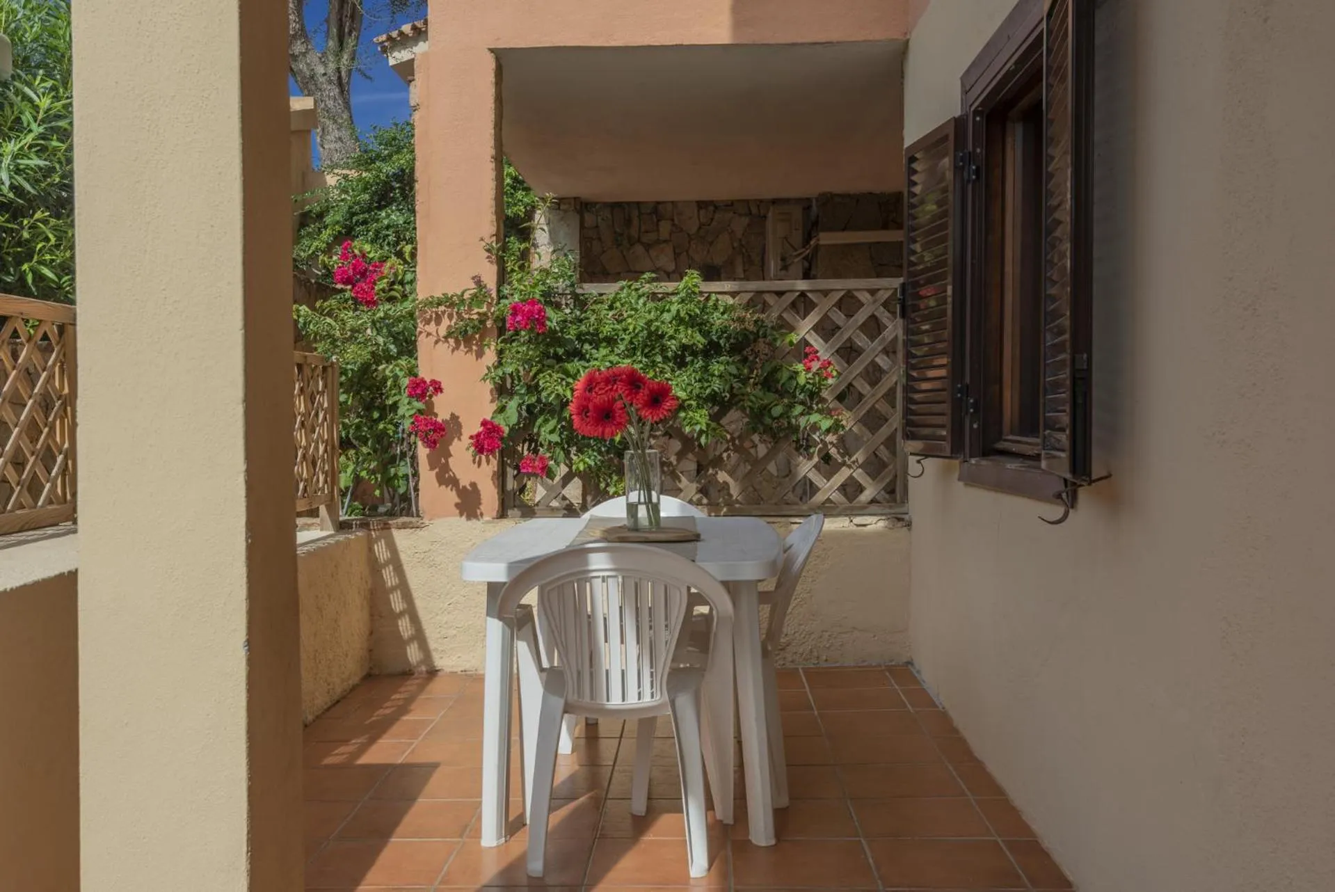 Patio in Baia de Bahas Residence