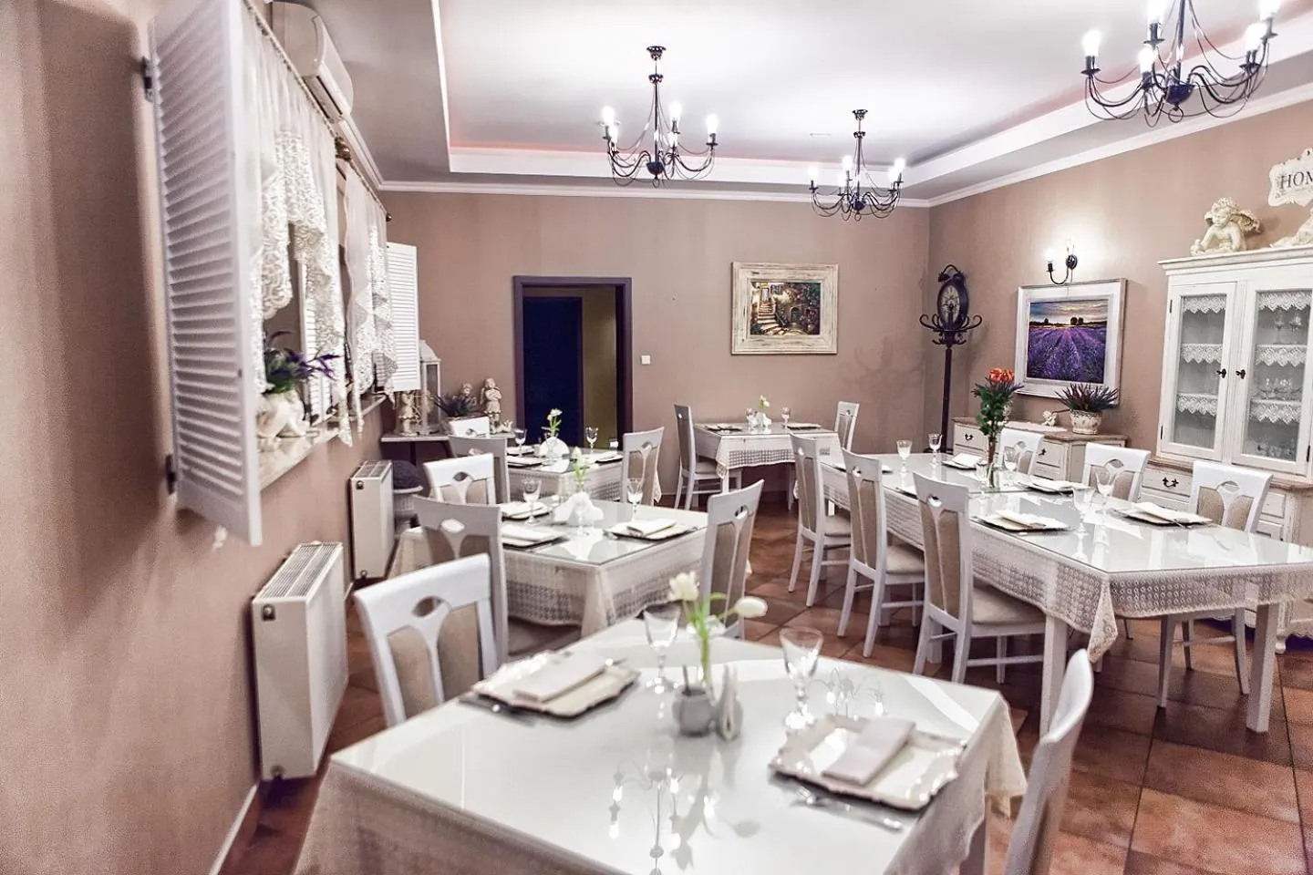 Restaurant/places to eat in Hotel Lord Dębica