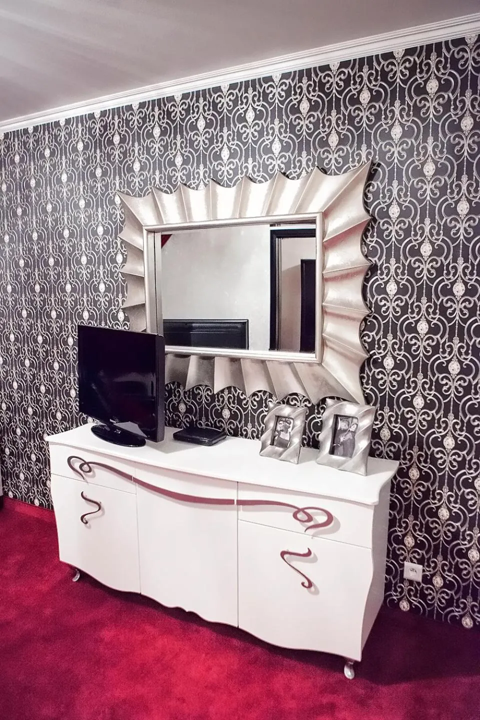 TV and multimedia in Hotel Lord Dębica