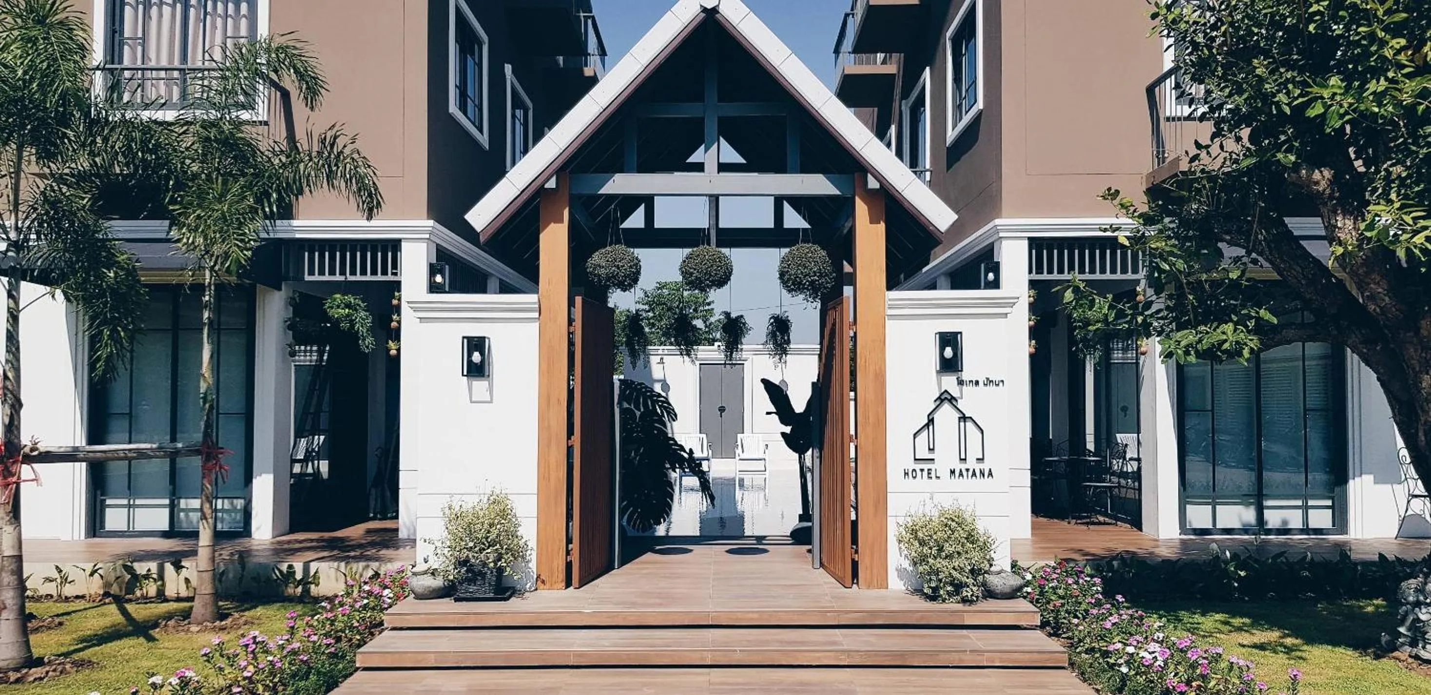 Property building in Hotel Matana