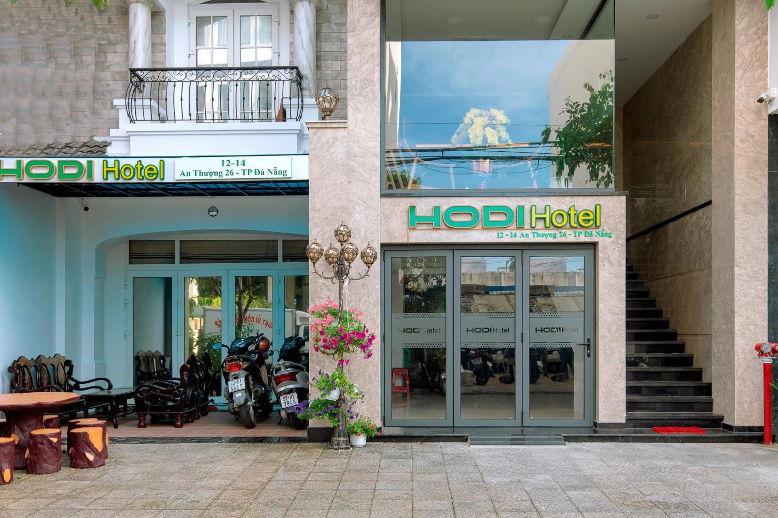 Facade/entrance in HODI Hotel