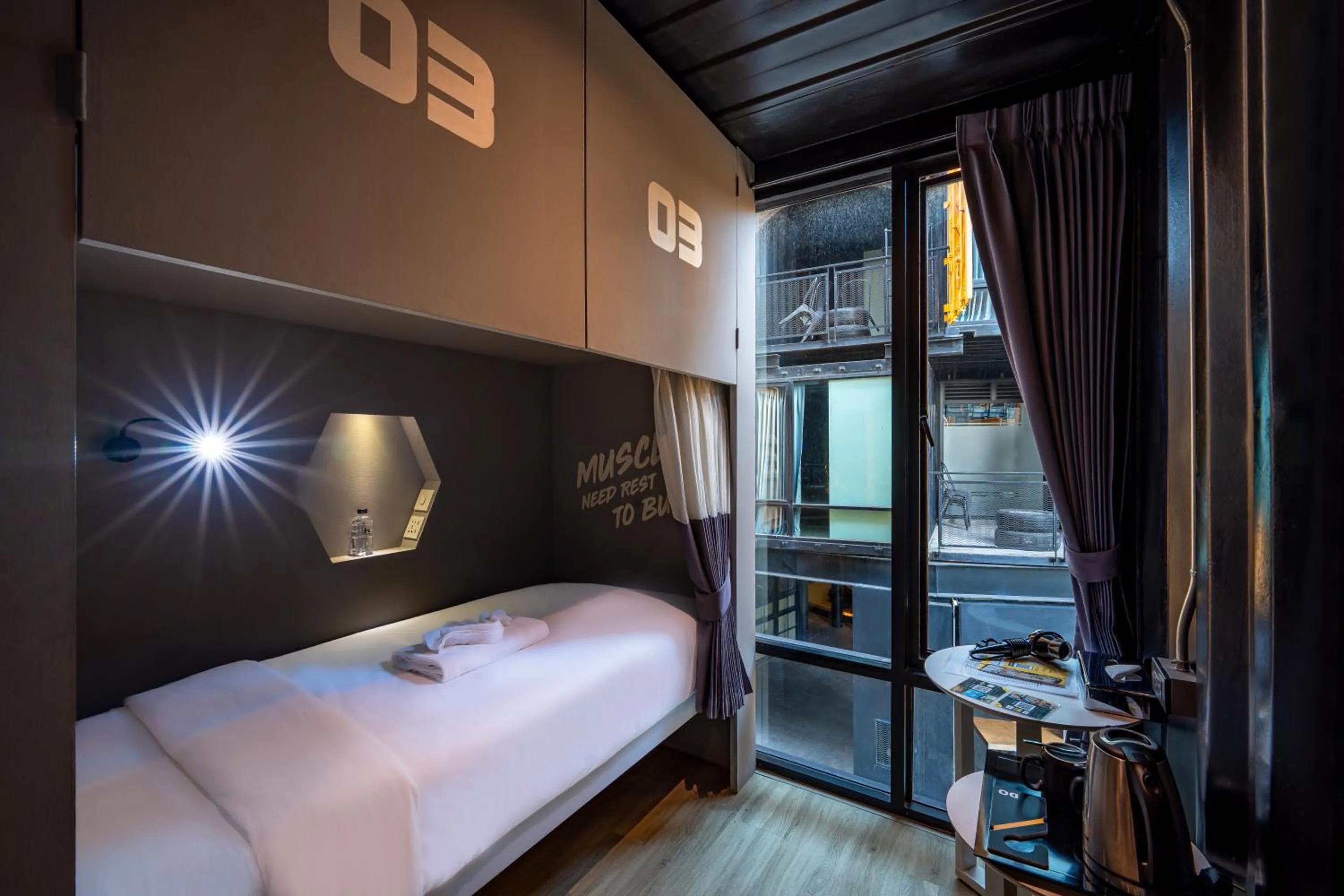 Bed in Hivetel Phuket