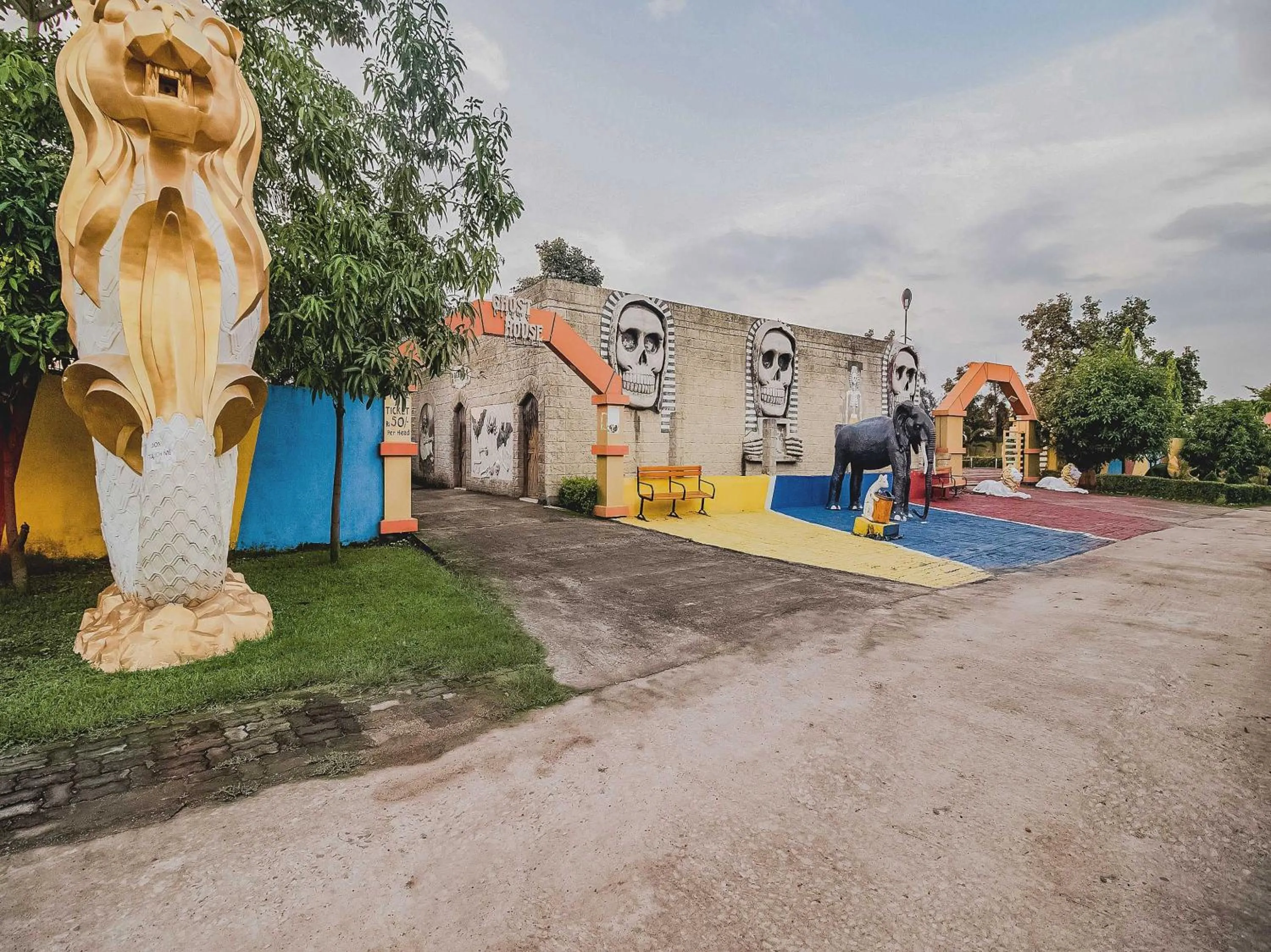 Facade/entrance in Collection O Panorama Country Club And Resort