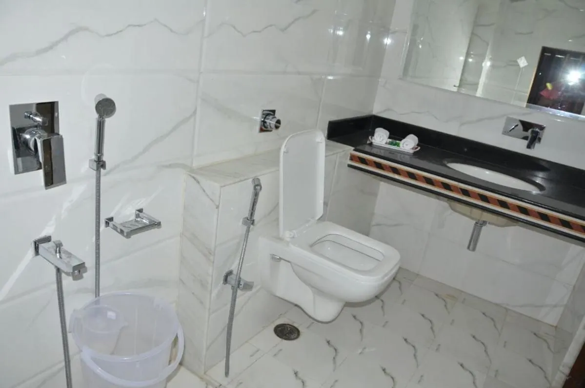 Bathroom in Hotel Oasis Jaisalmer