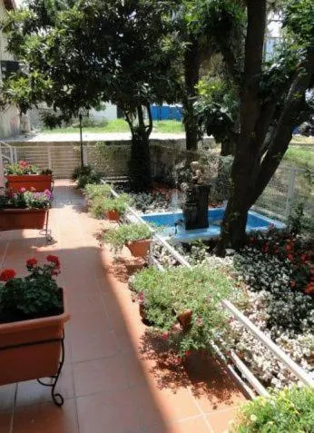 Garden in Hotel Mirto
