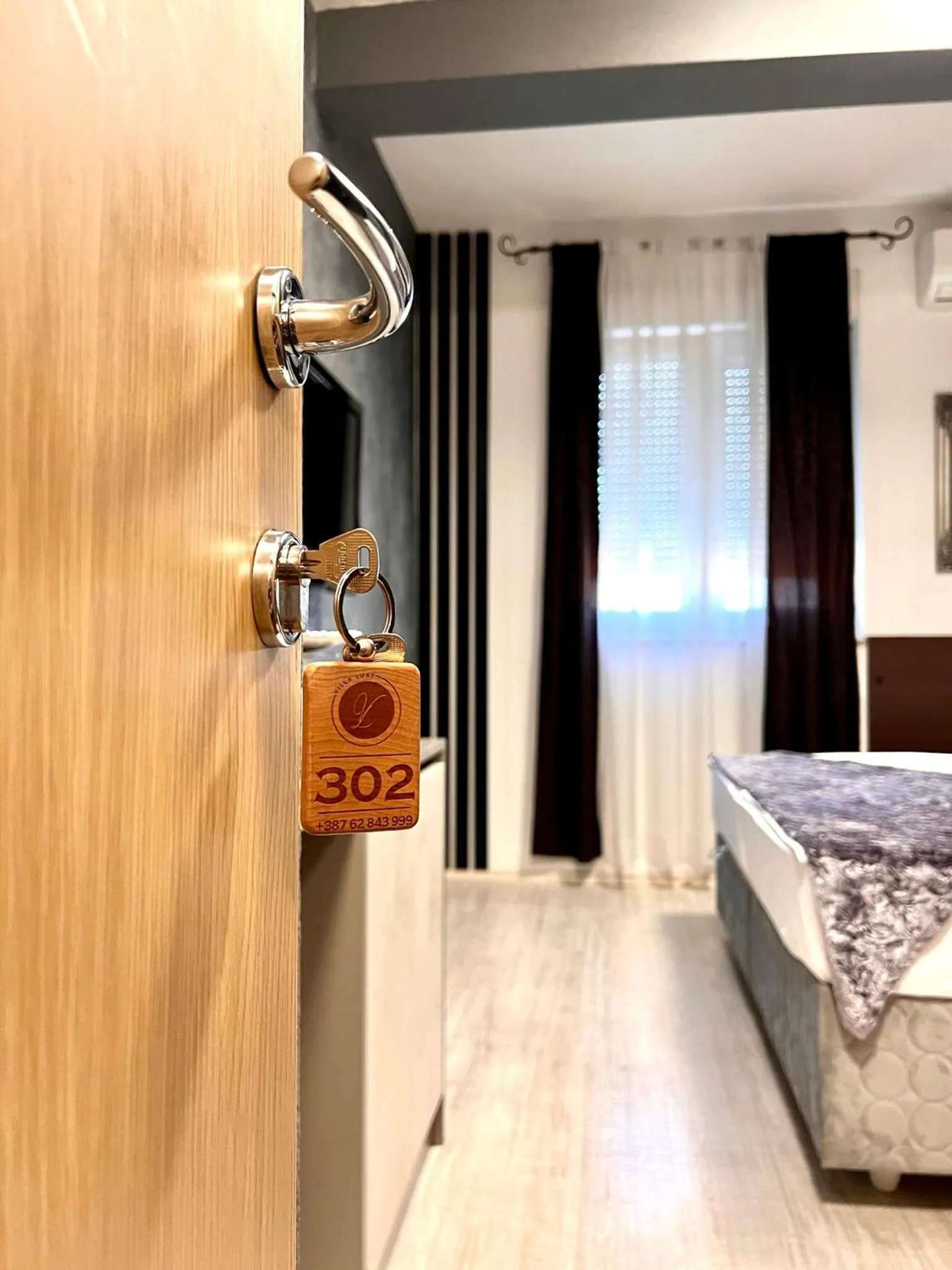 Photo of the whole room, Bed in Hotel & Spa Villa Luxe