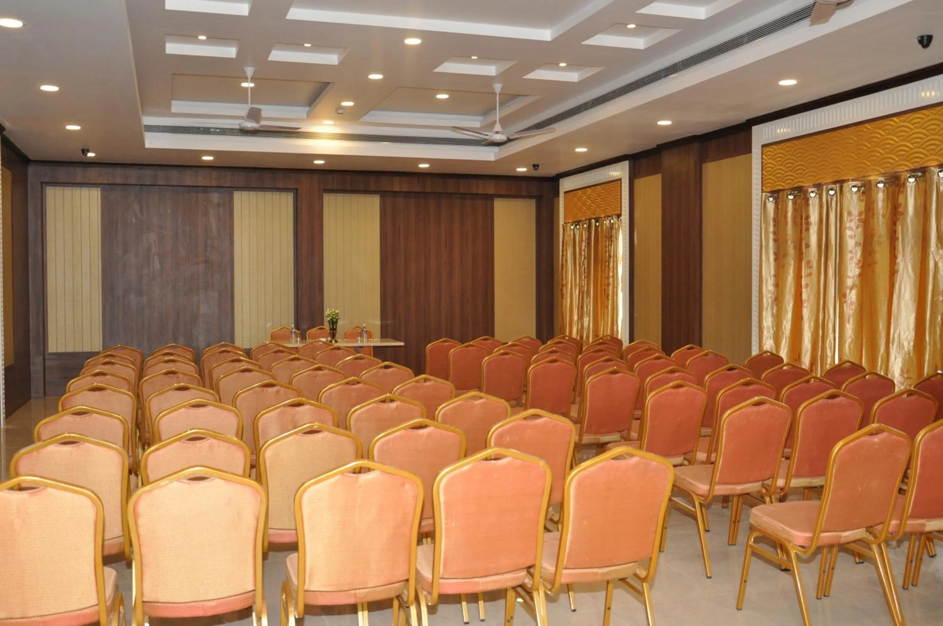 Banquet/Function facilities in Alps Residency - A Bergamont Hotel, Krishnagiri