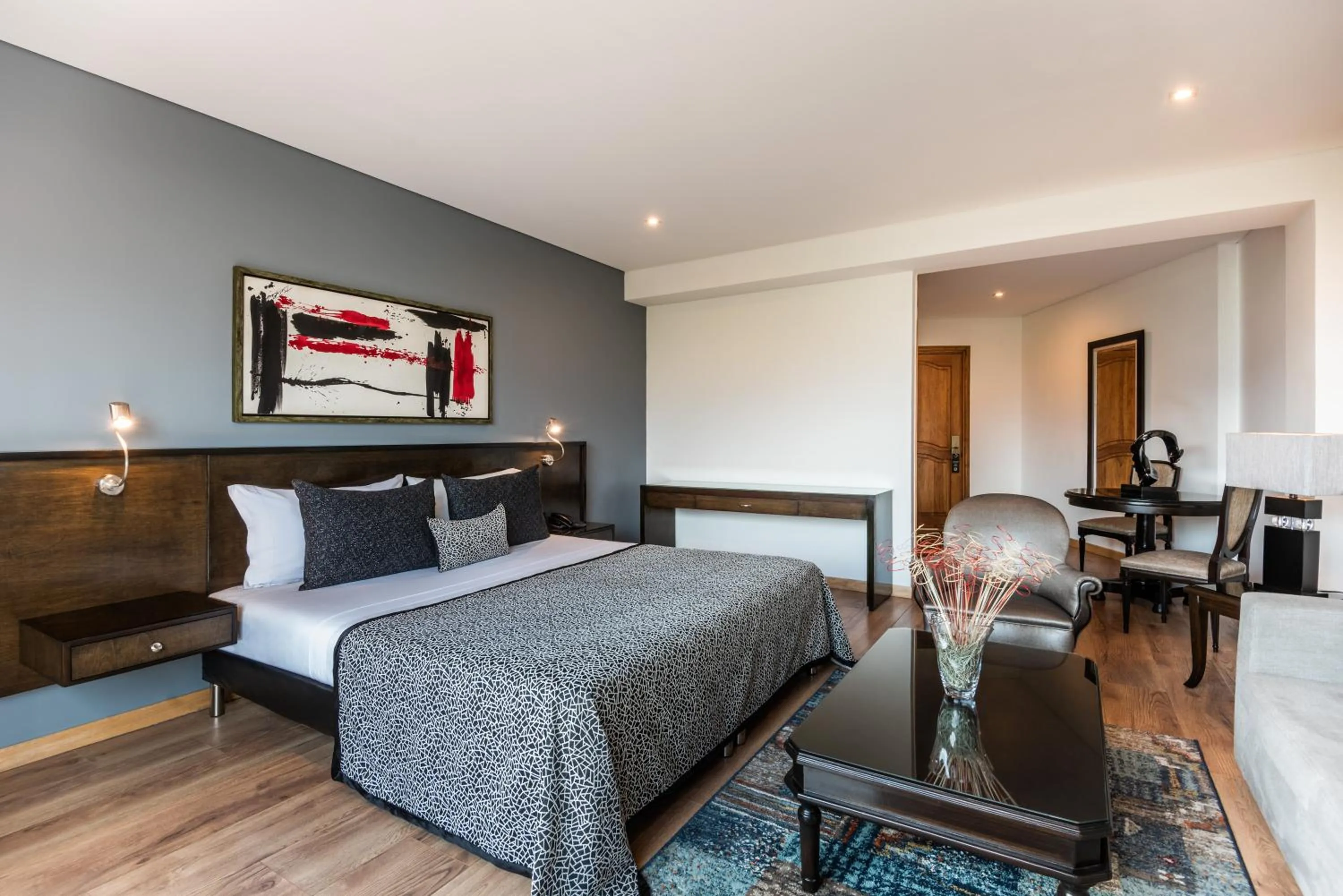 Photo of the whole room, Bed in Hotel Egina Medellin