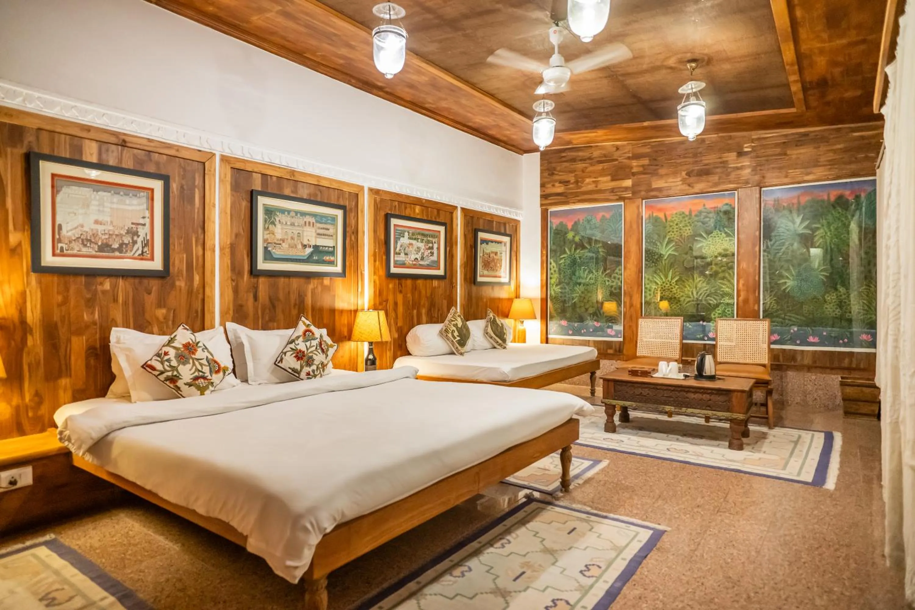 Photo of the whole room, Bed in Kankarwa Haveli