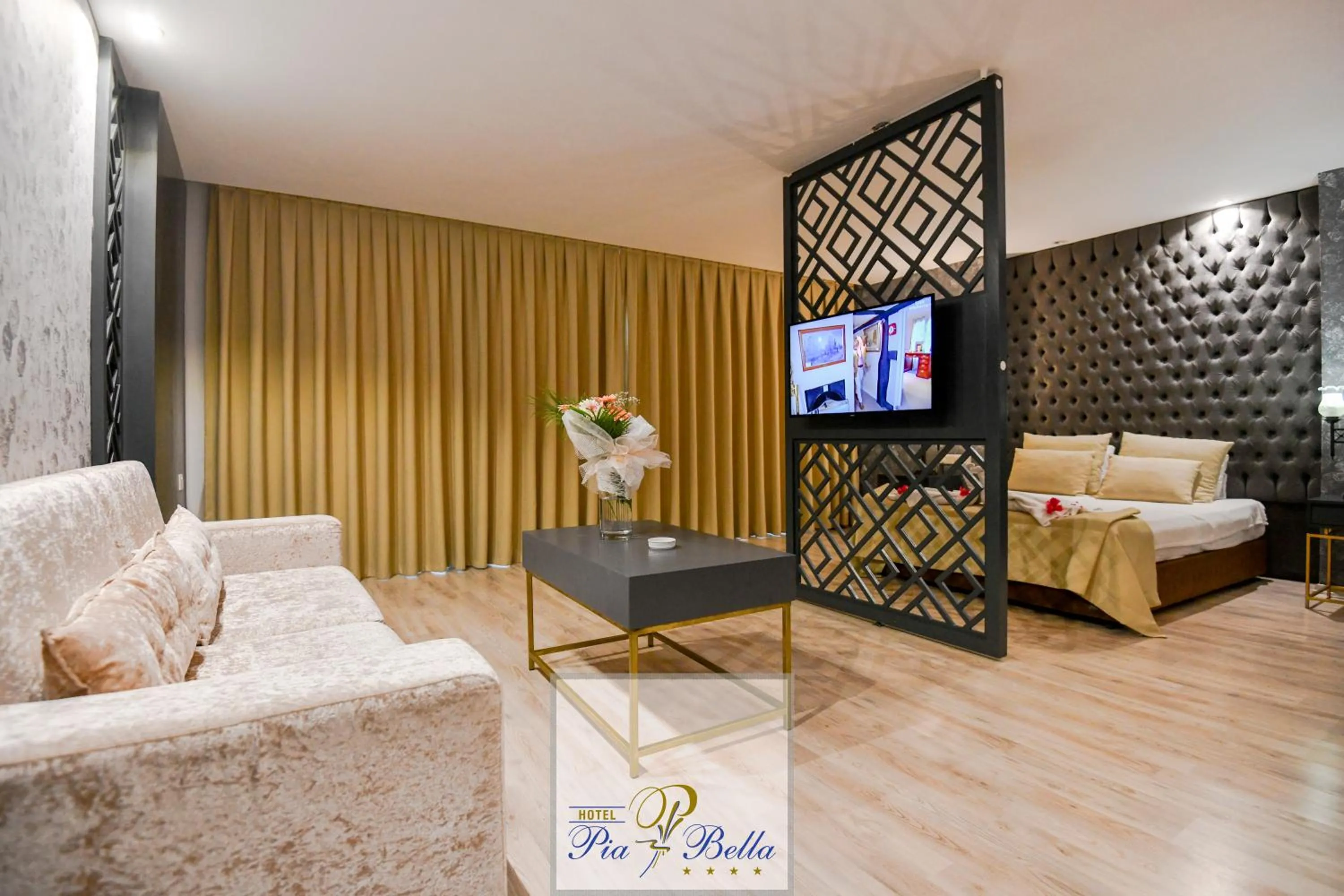 TV and multimedia, Bed in Hotel Pia Bella