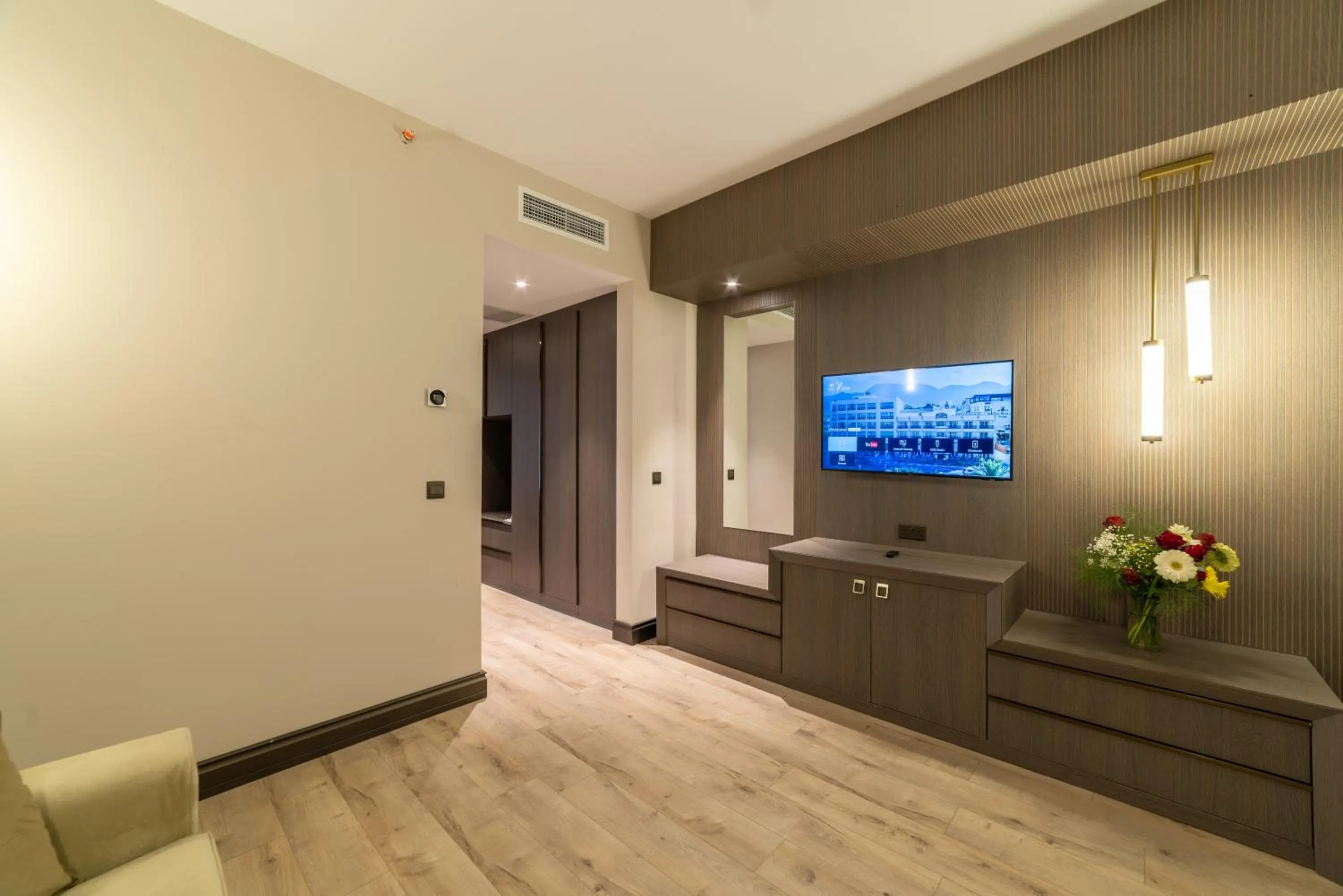 TV and multimedia in Hotel Pia Bella