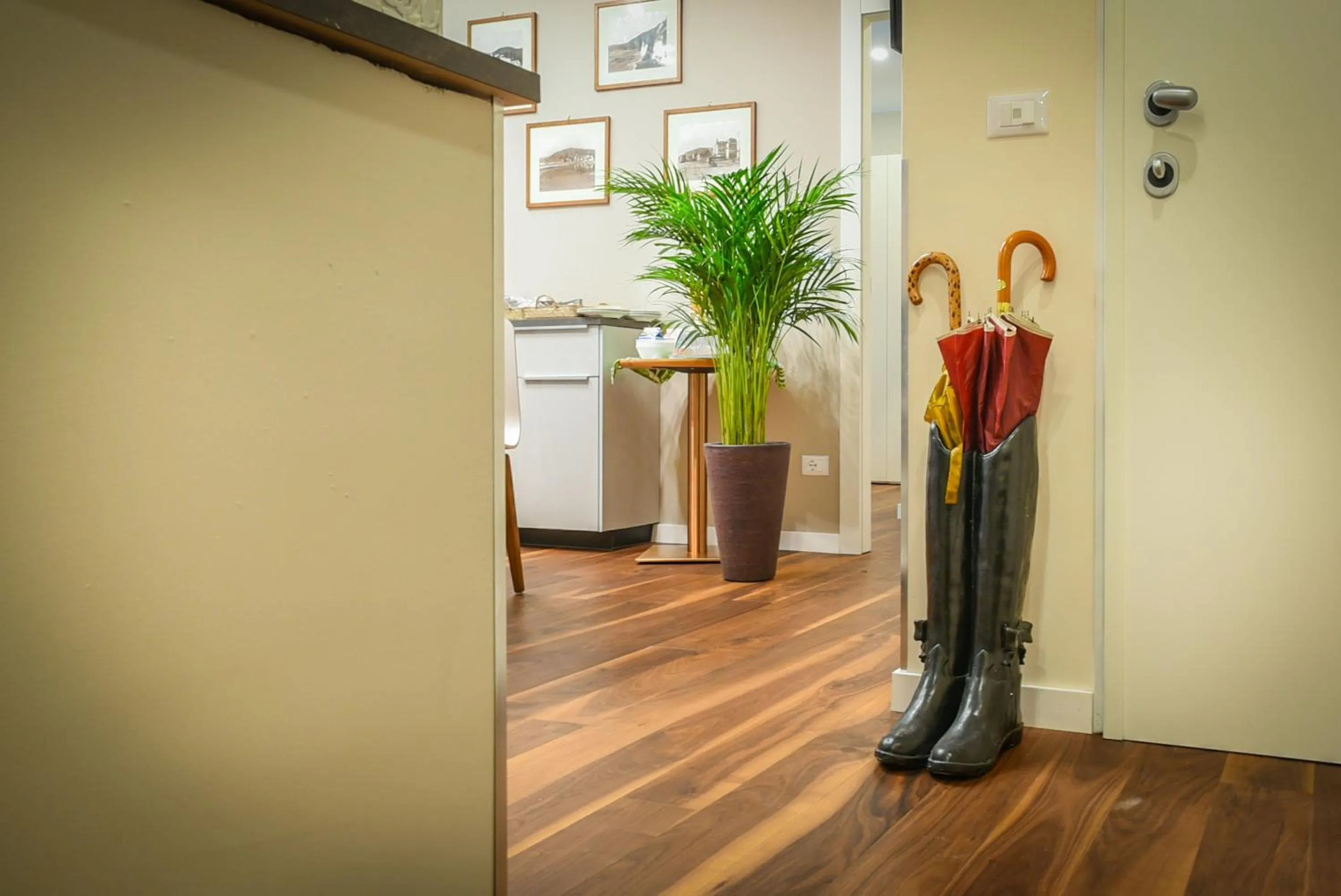 Decorative detail in B&B H68