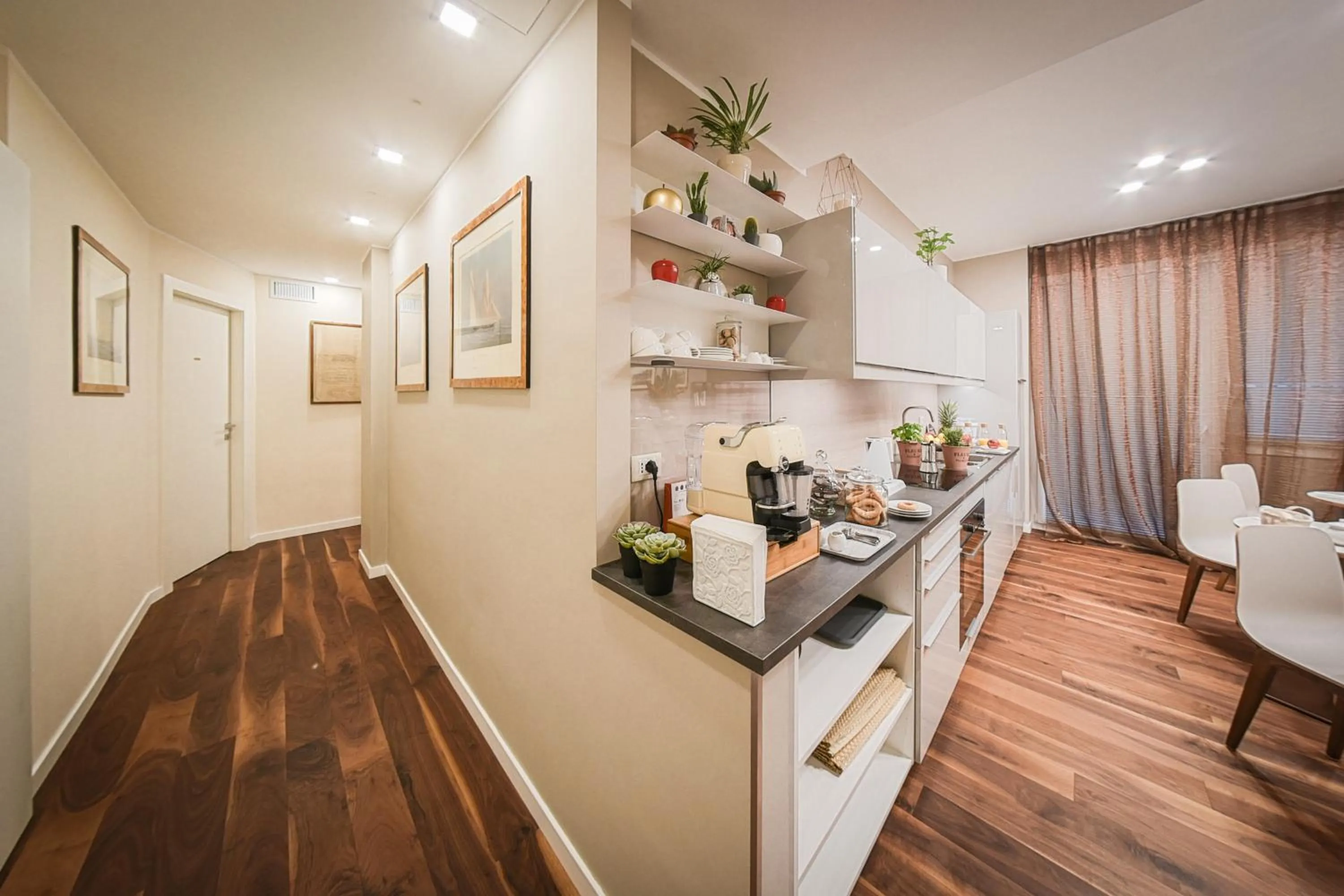 Communal kitchen in B&B H68